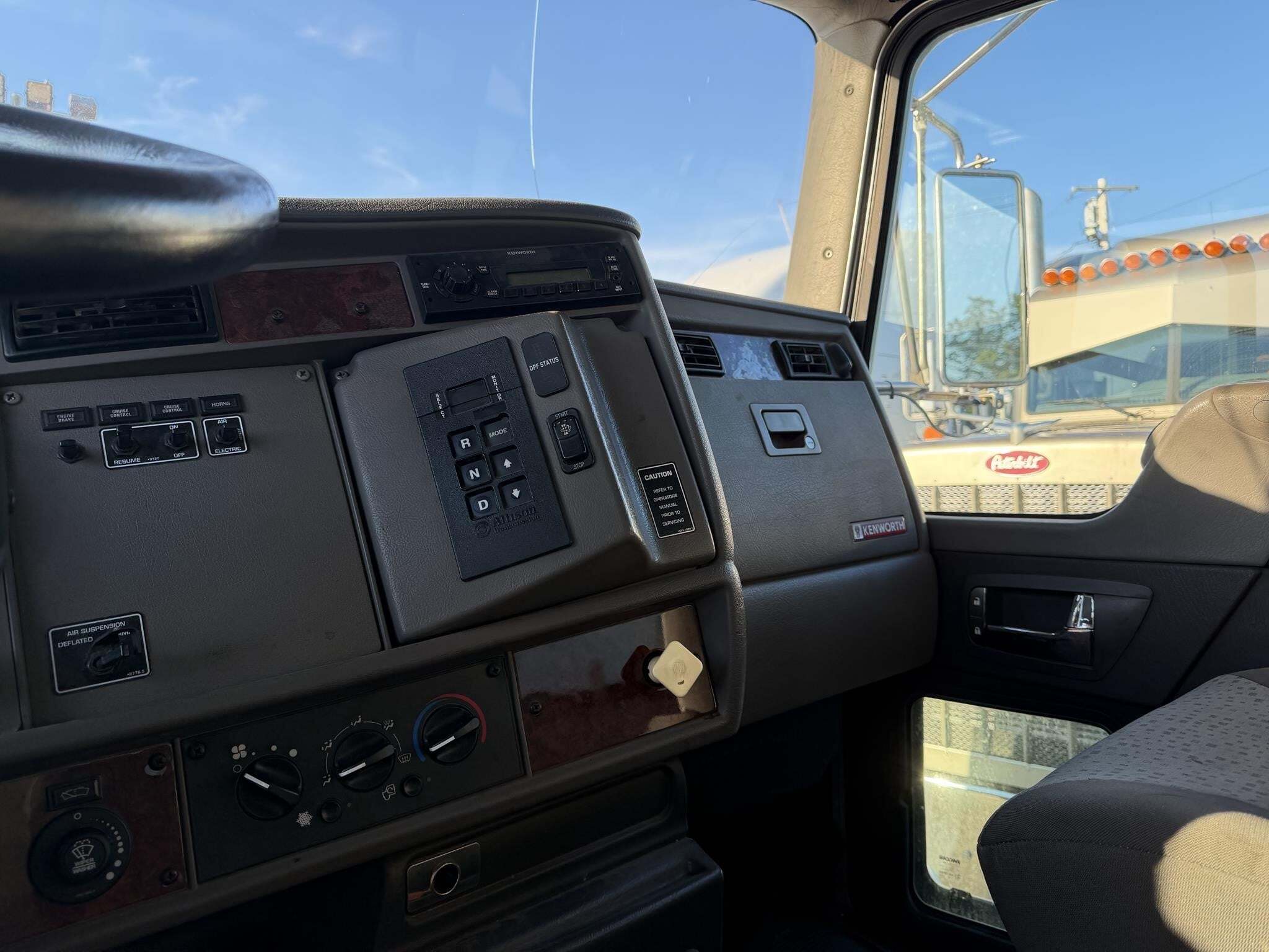 2010 Kenworth T370 Miscellaneous