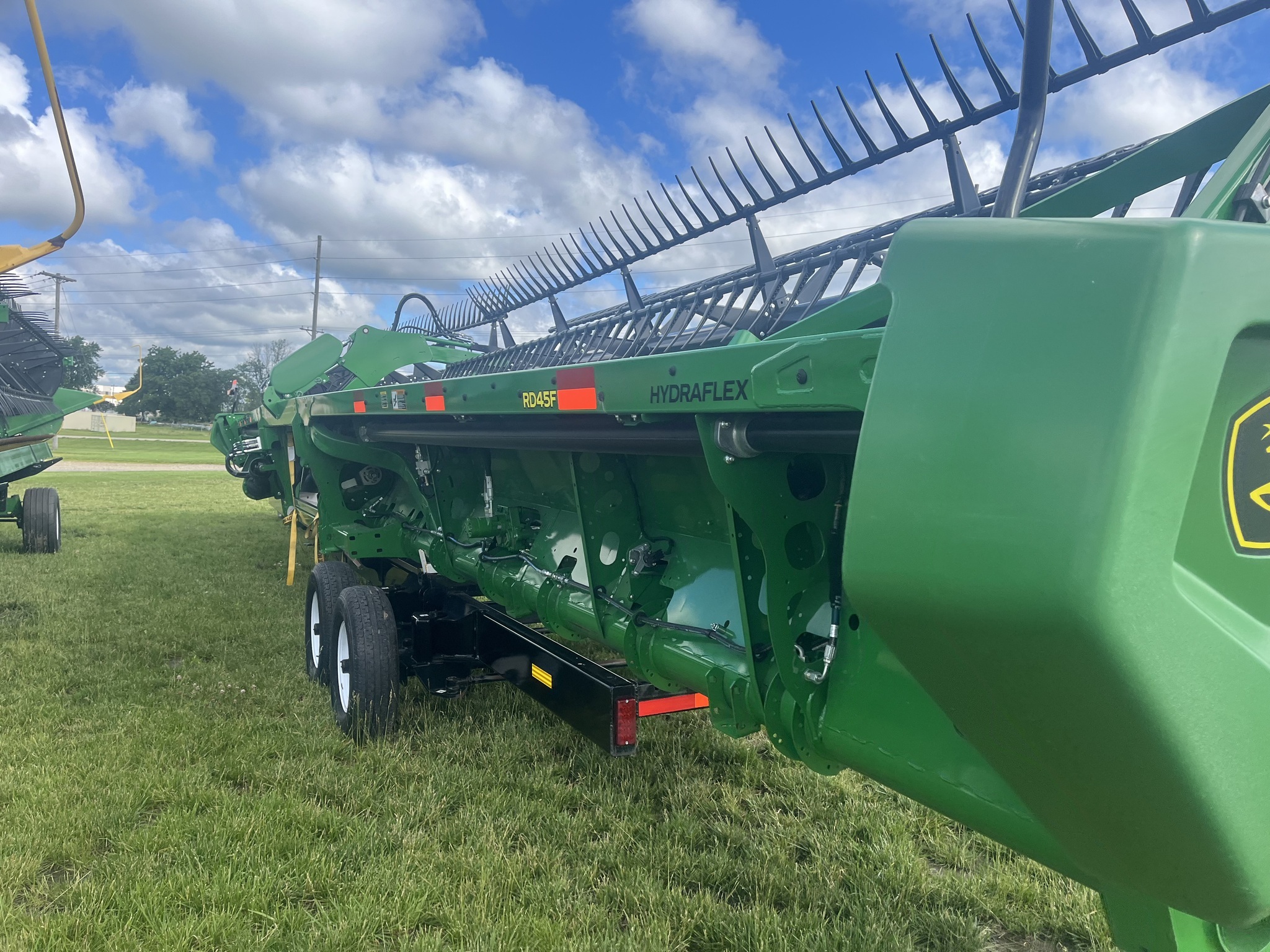 2022 John Deere RD45F Platform