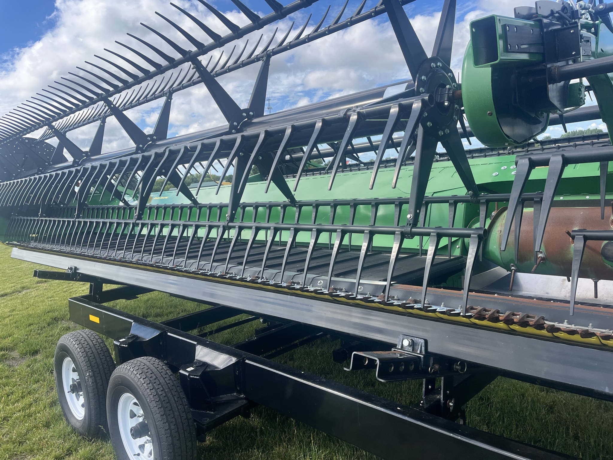2022 John Deere RD45F Platform