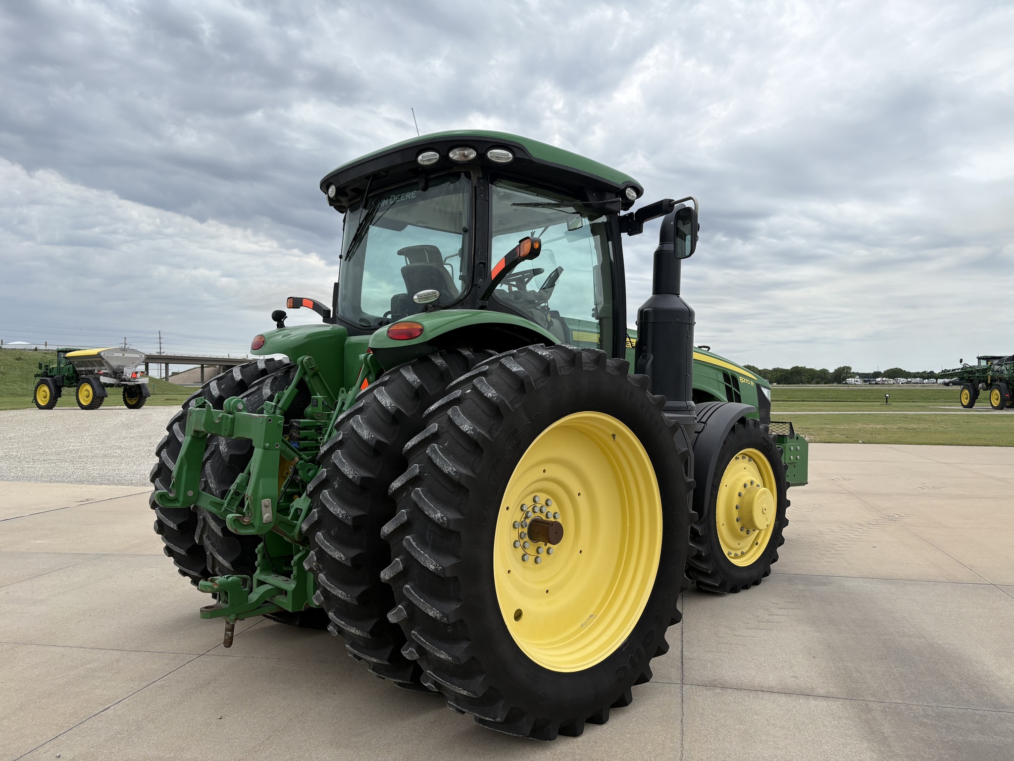 2014 John Deere 8270R Tractor