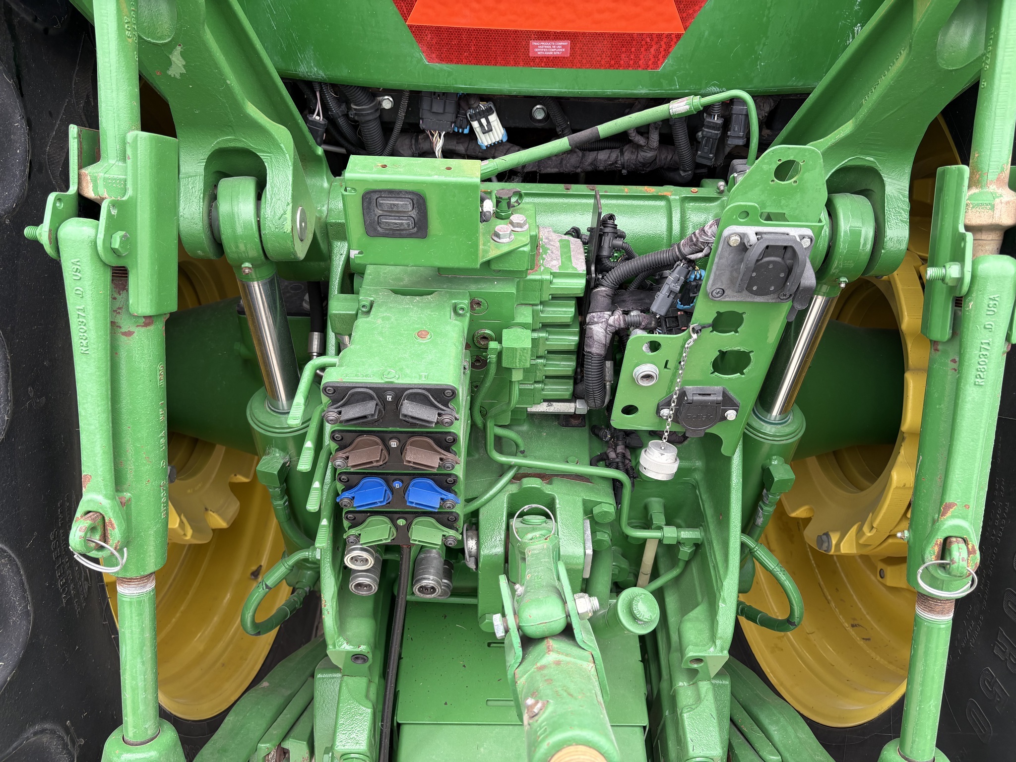 2014 John Deere 8270R Tractor