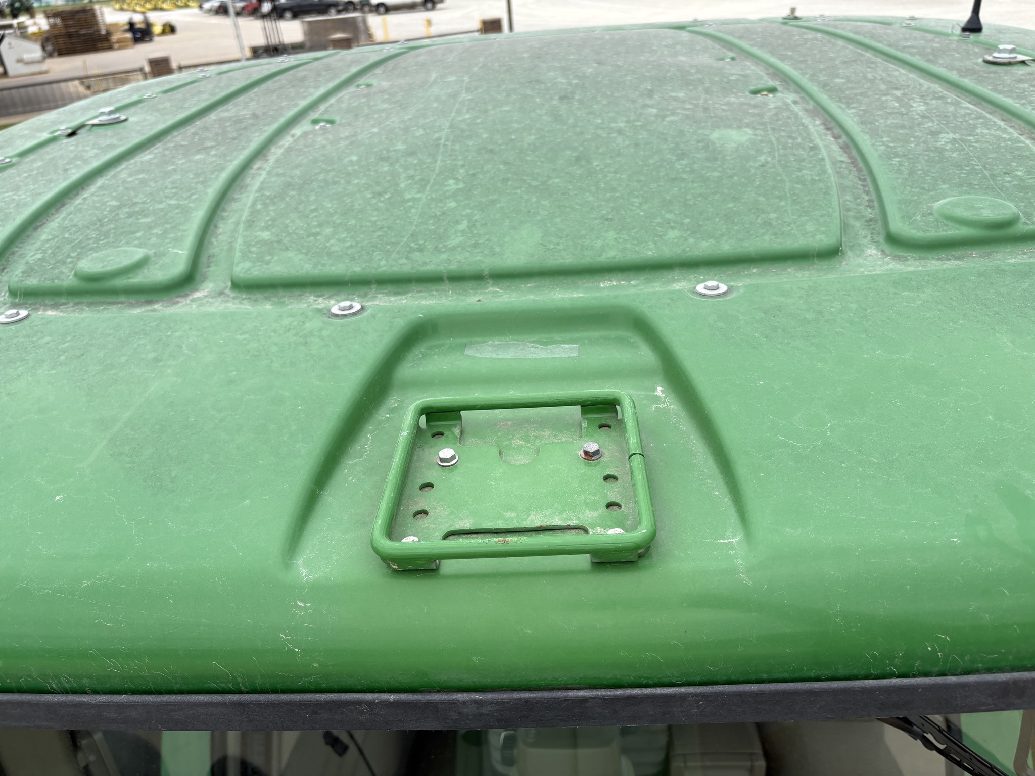 2014 John Deere 8270R Tractor