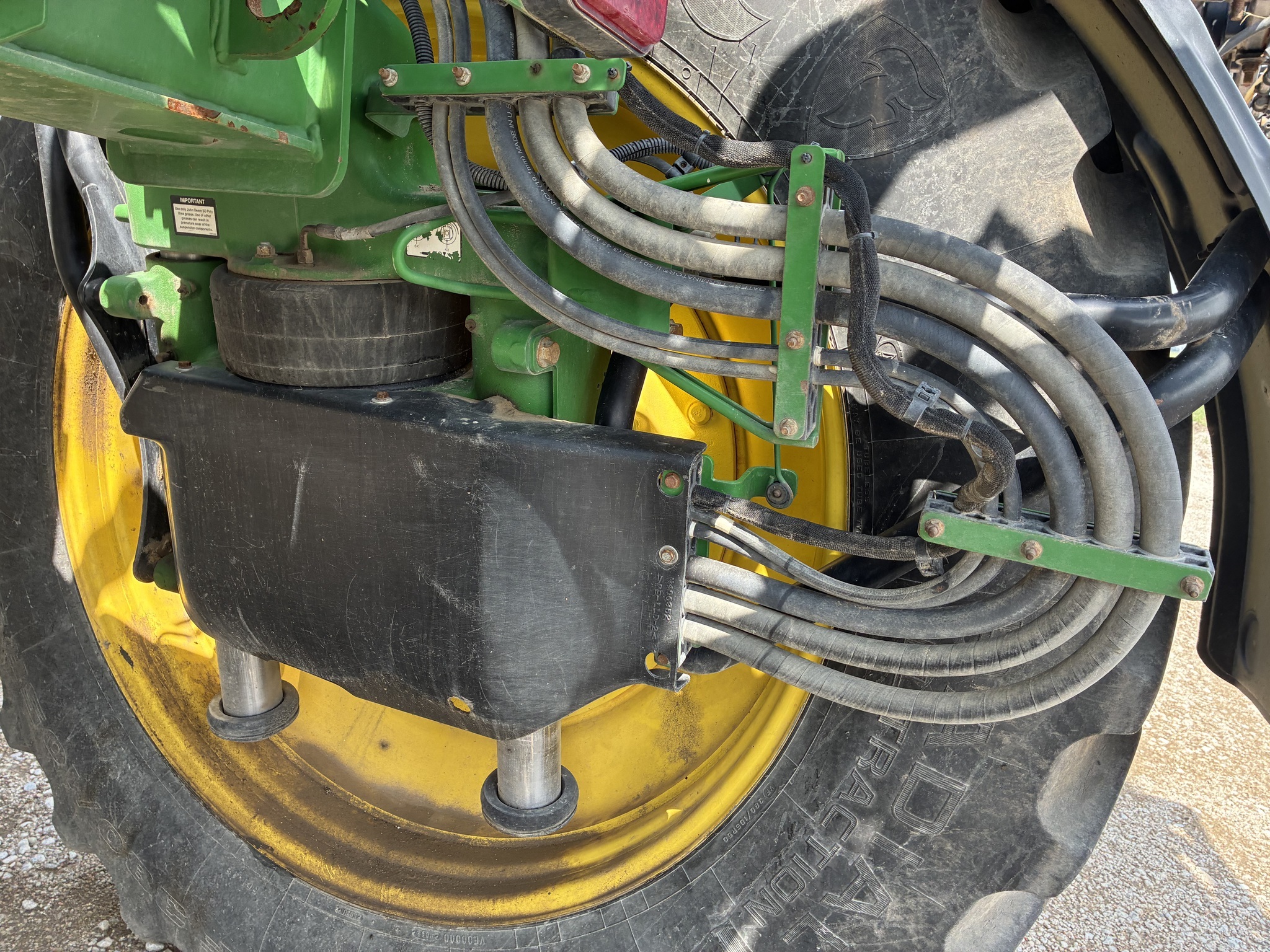 2017 John Deere R4045 Self-Propelled Sprayer