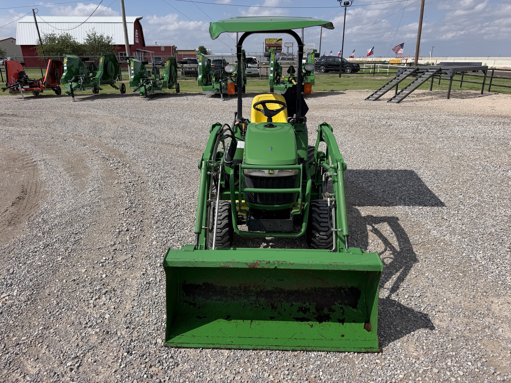 2007 John Deere 2305 Tractor