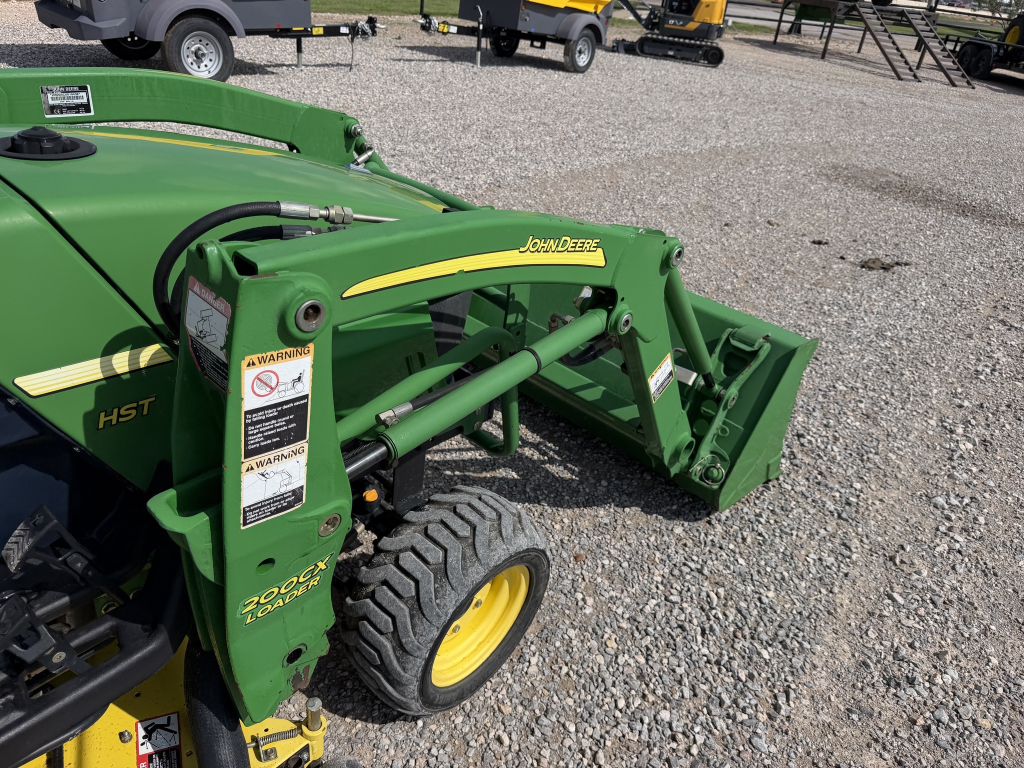 2007 John Deere 2305 Tractor