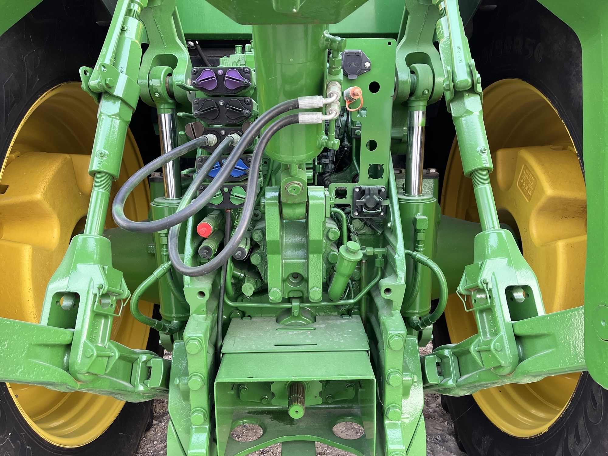 2022 John Deere 8R 340 Tractor