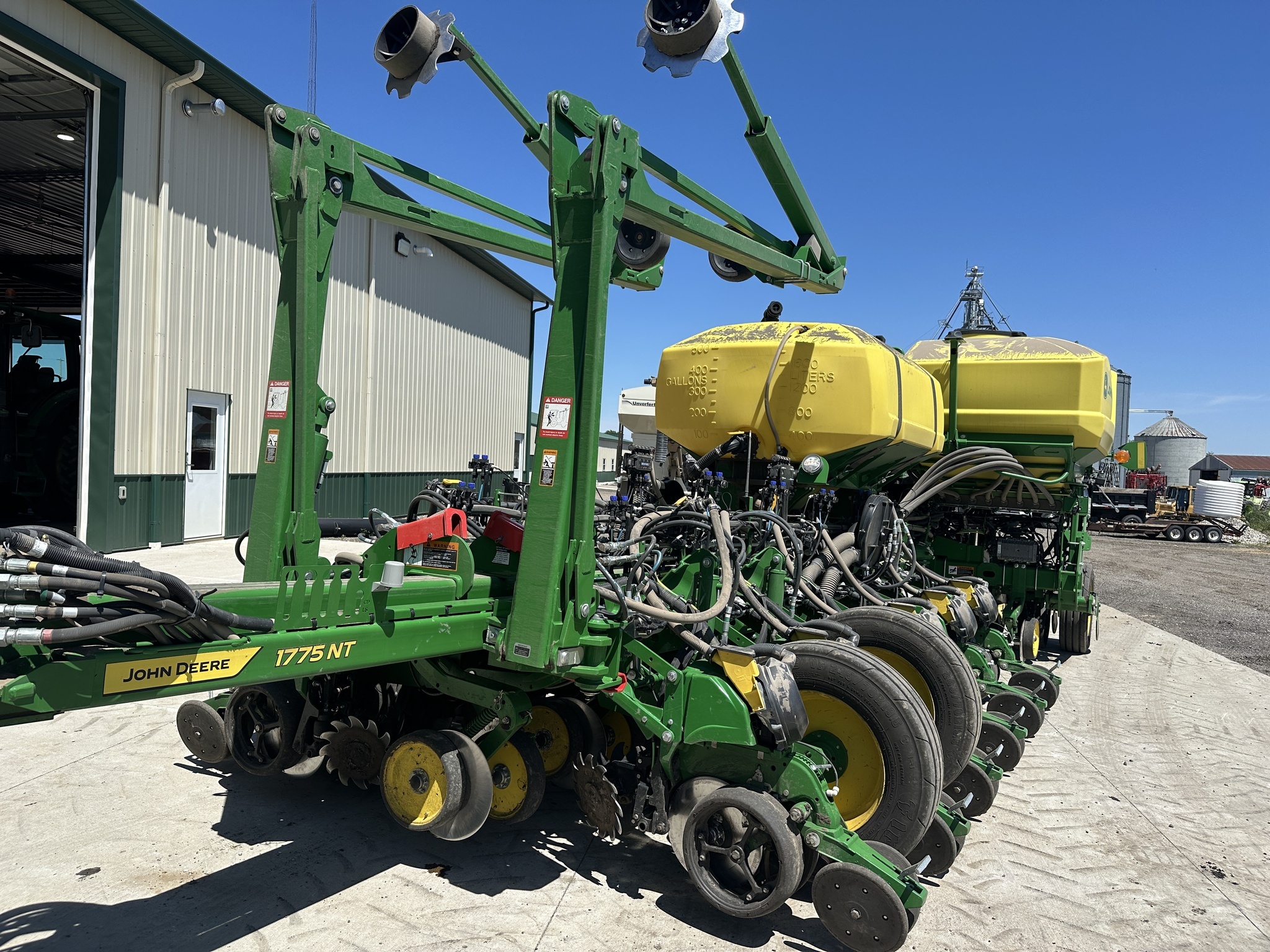 2022 John Deere 1775NT Planter