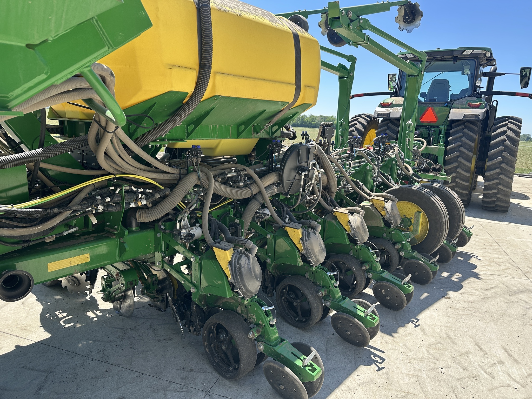 2022 John Deere 1775NT Planter