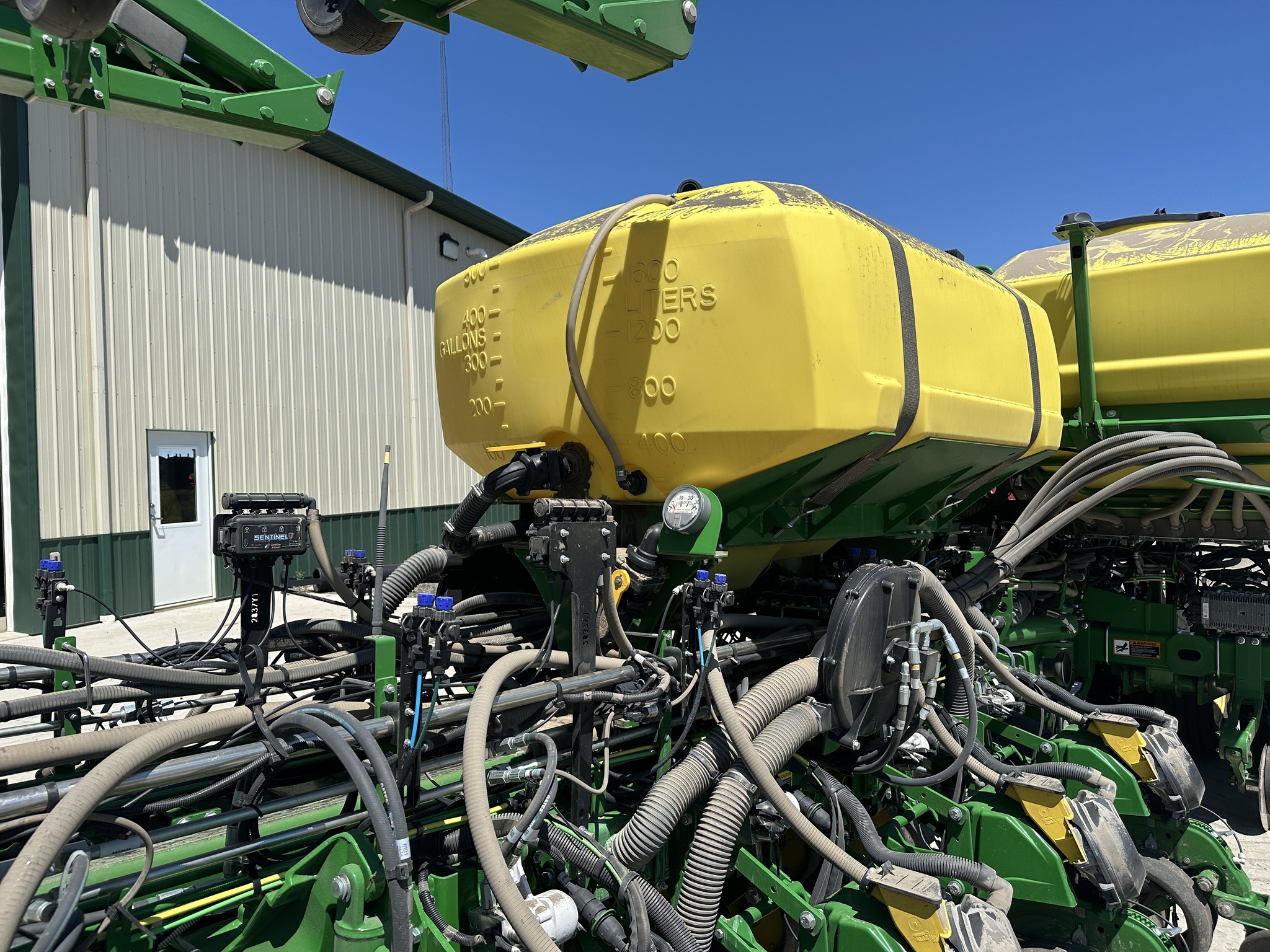 2022 John Deere 1775NT Planter
