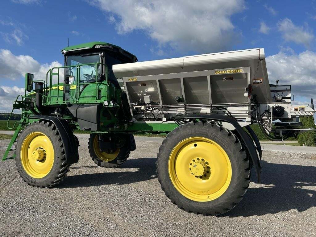 2022 John Deere 412R Self-Propelled Sprayer