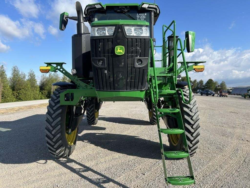 2022 John Deere 412R Self-Propelled Sprayer