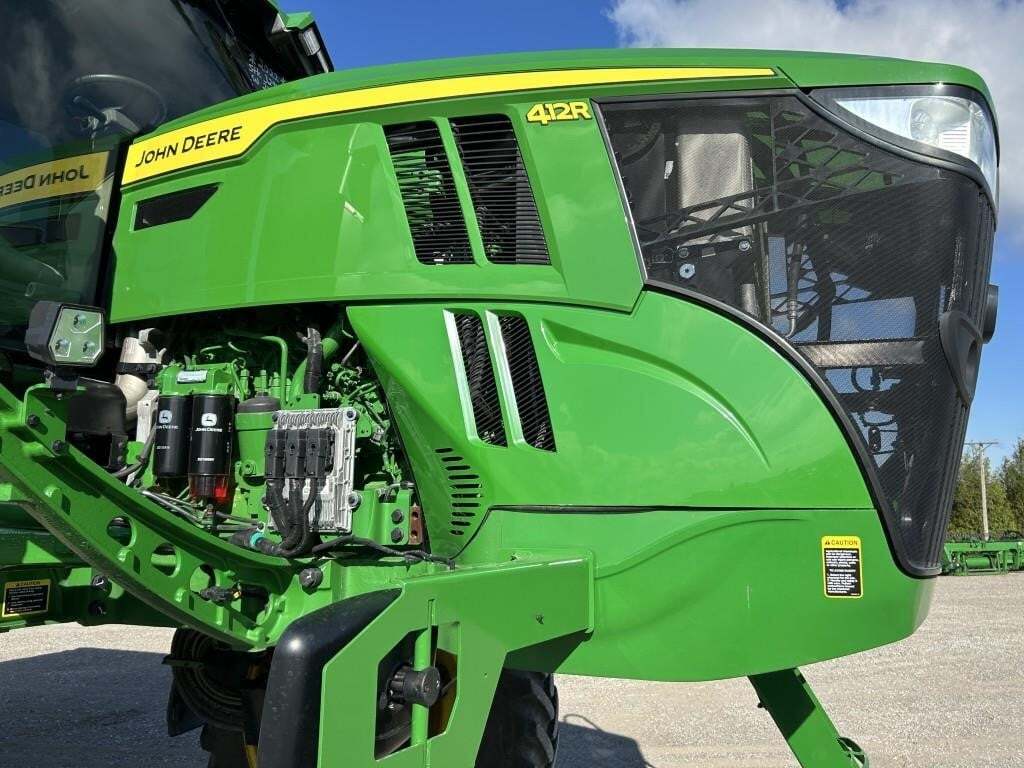 2022 John Deere 412R Self-Propelled Sprayer