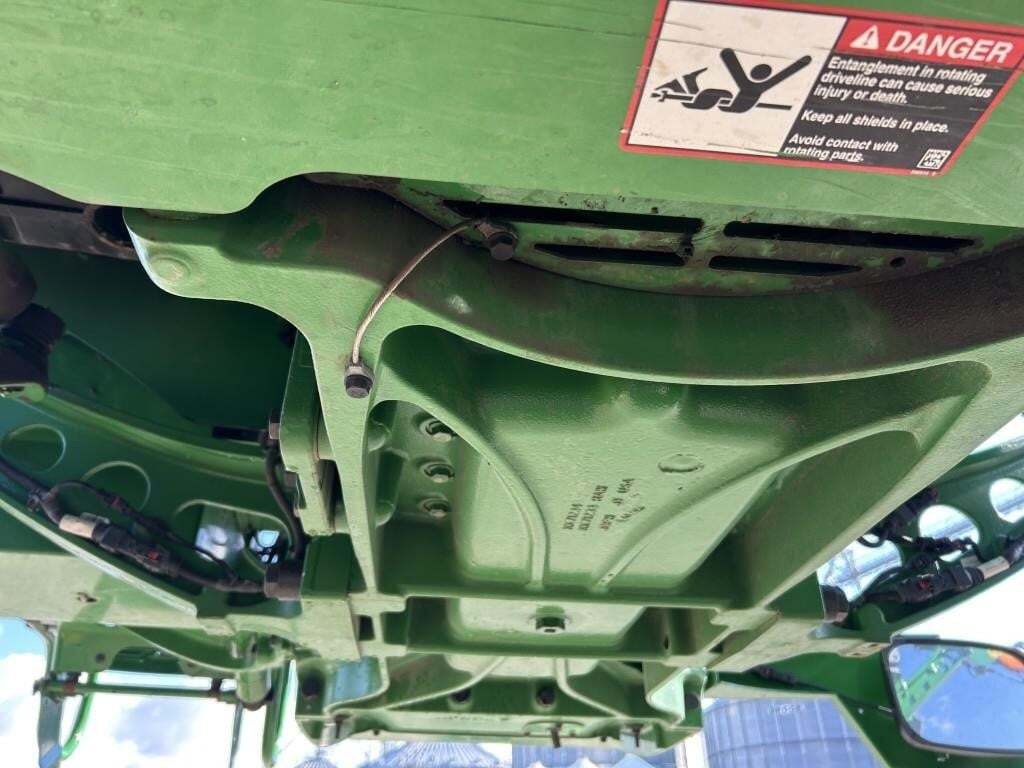 2022 John Deere 412R Self-Propelled Sprayer