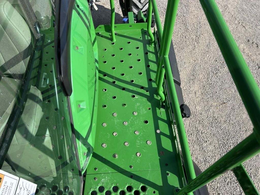 2022 John Deere 412R Self-Propelled Sprayer