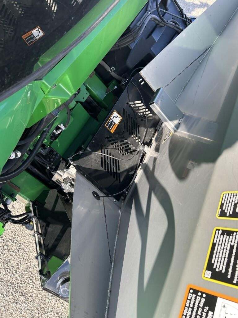 2022 John Deere 412R Self-Propelled Sprayer