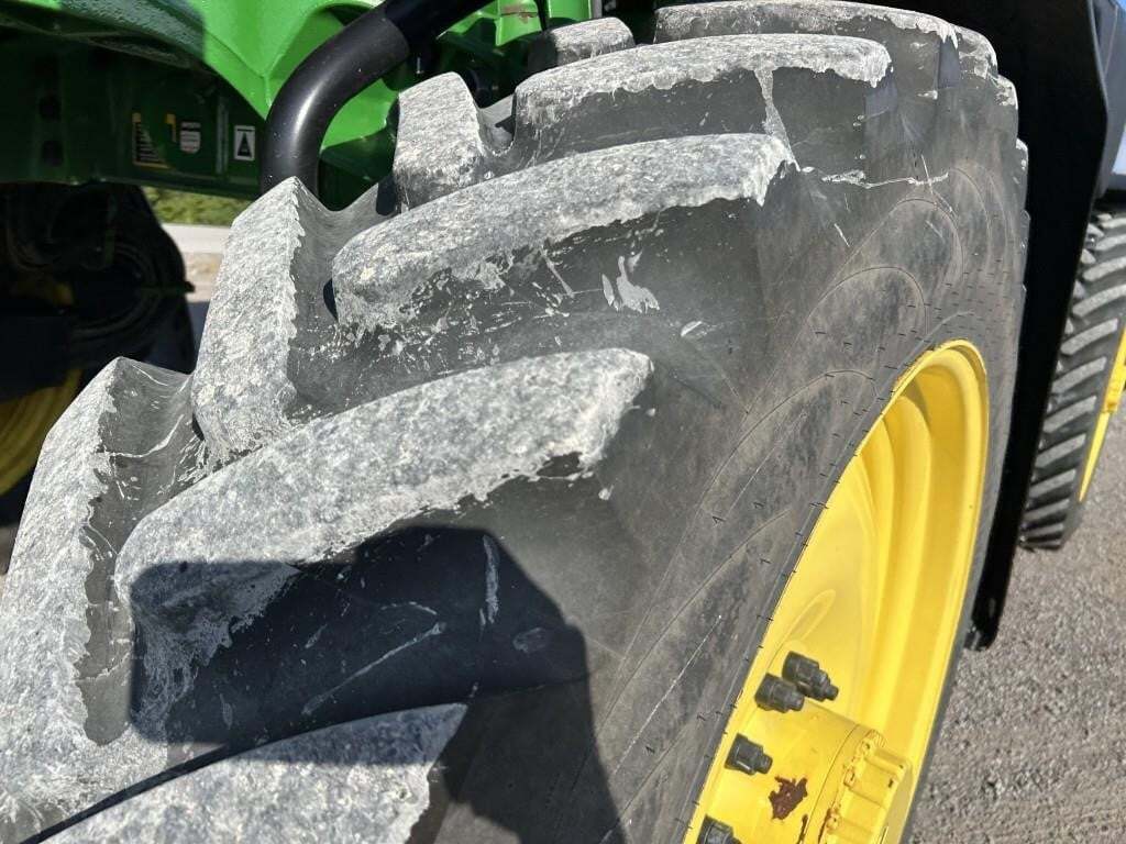 2022 John Deere 412R Self-Propelled Sprayer