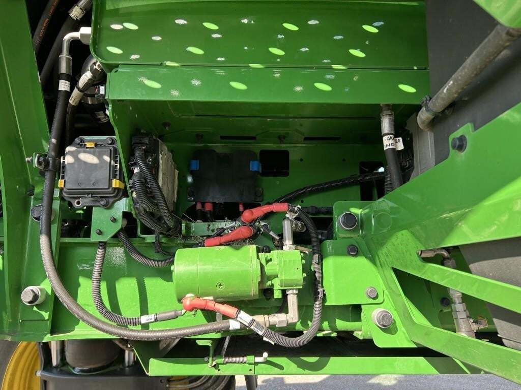 2022 John Deere 412R Self-Propelled Sprayer