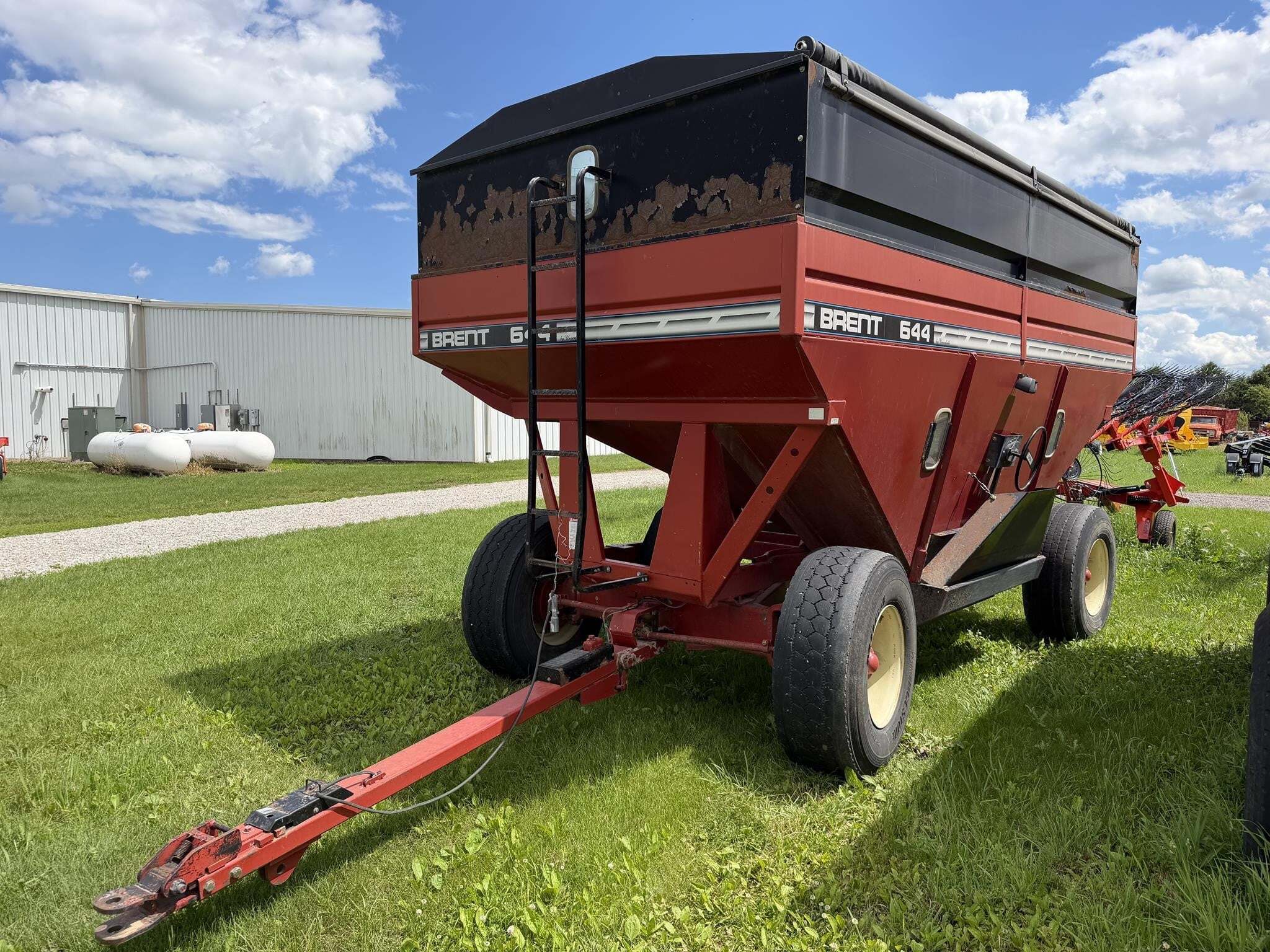 2001 Brent 644 Gravity Wagon