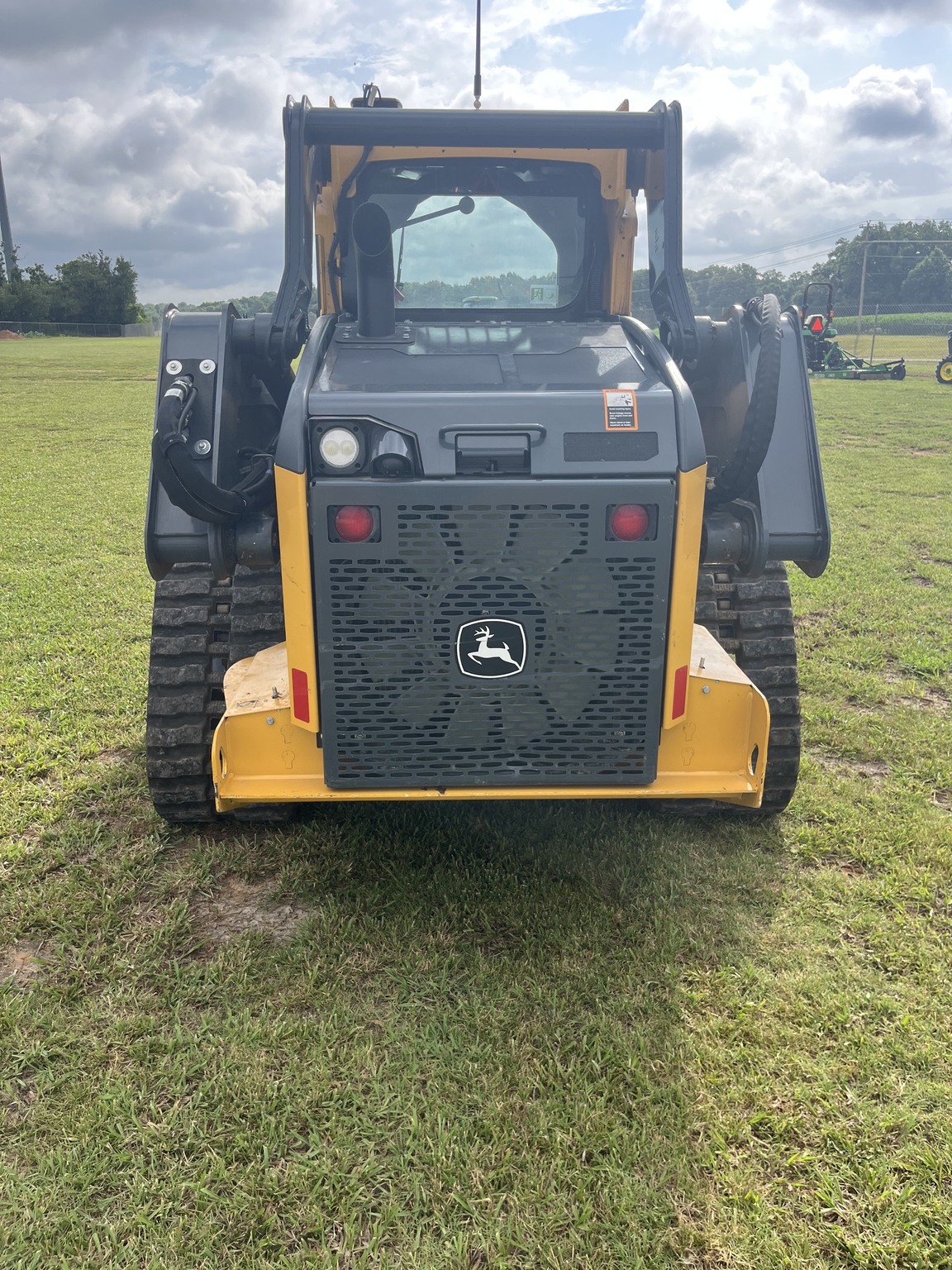 2025 Deere 325G Skid Steer