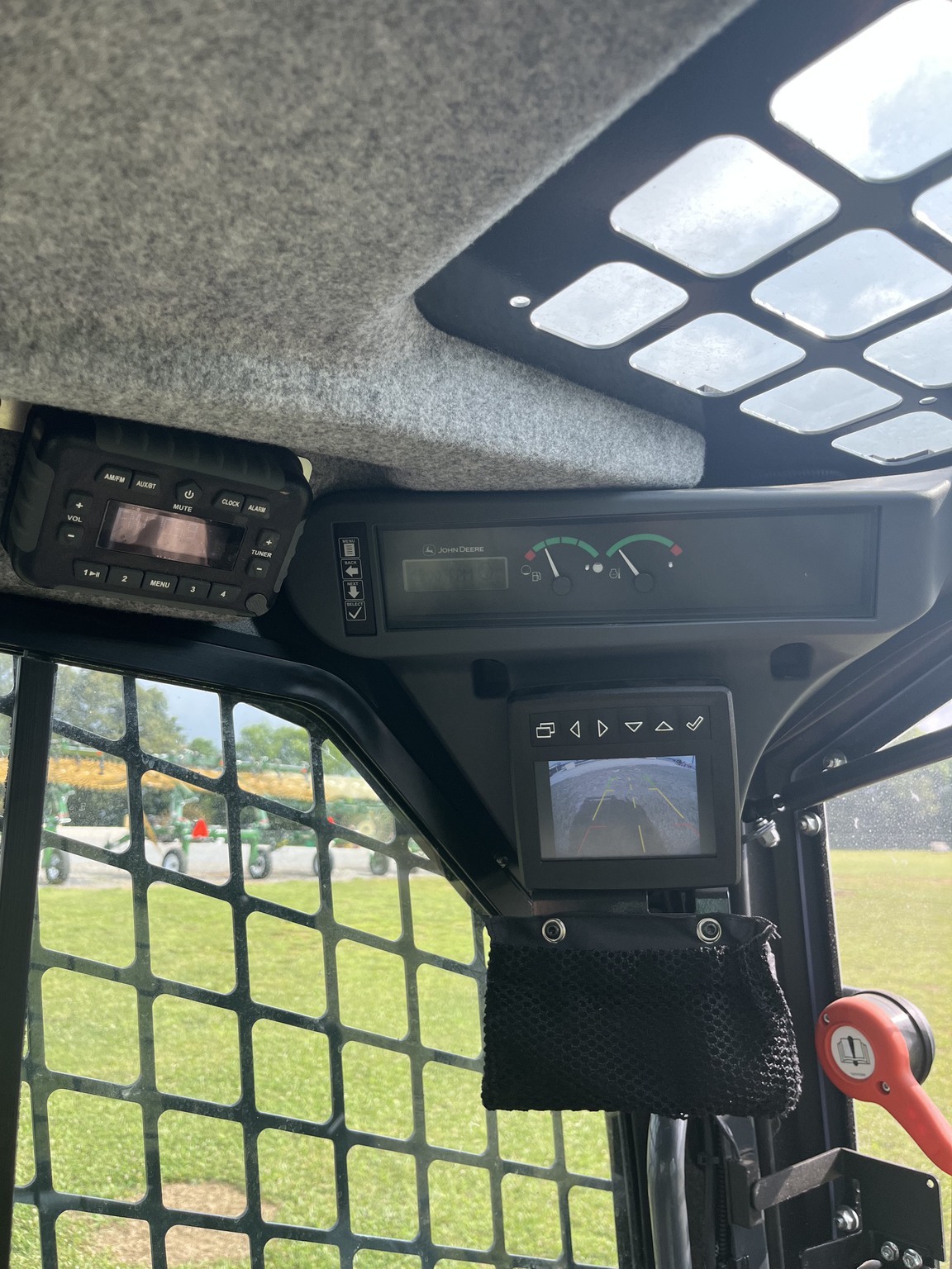 2025 Deere 325G Skid Steer