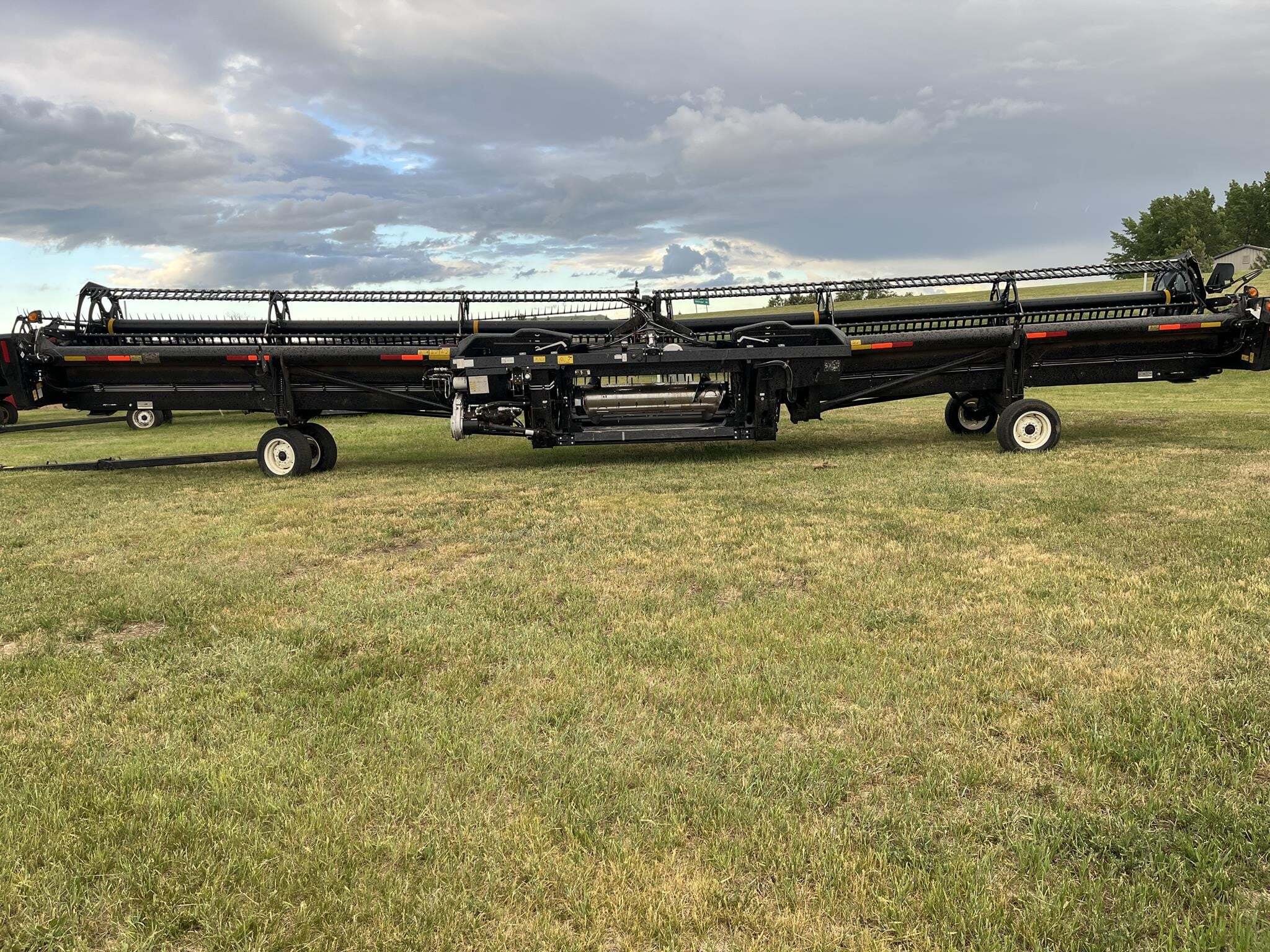 2022 MacDon FD145 Platform