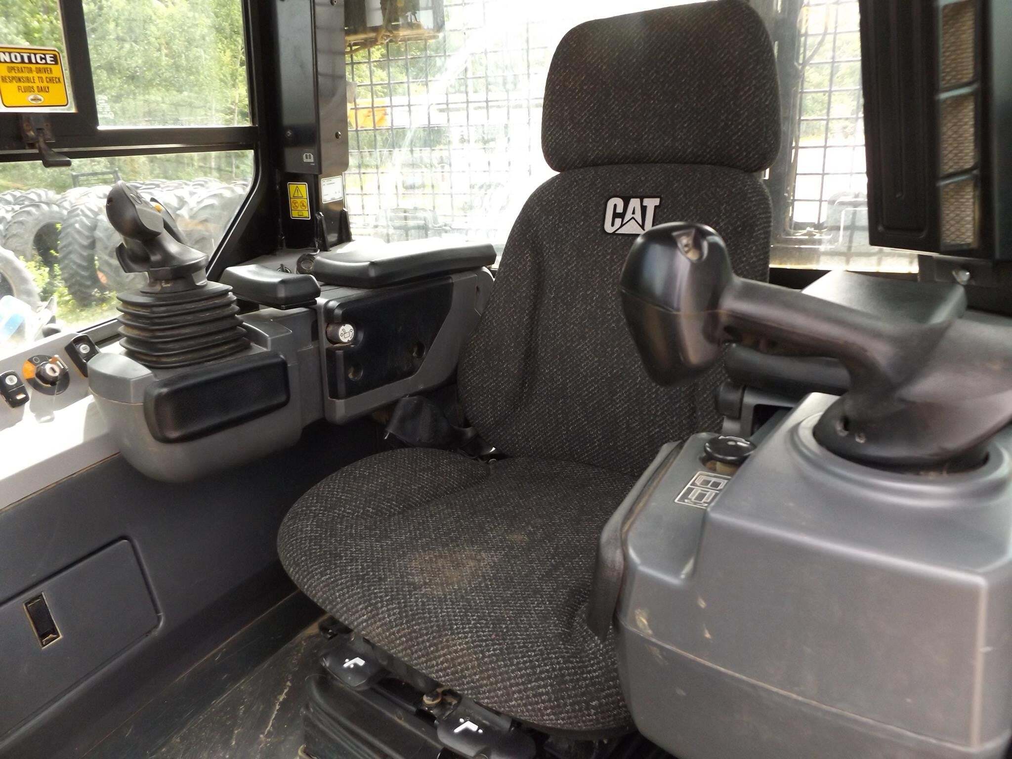2017 Caterpillar D7E LGP Dozer