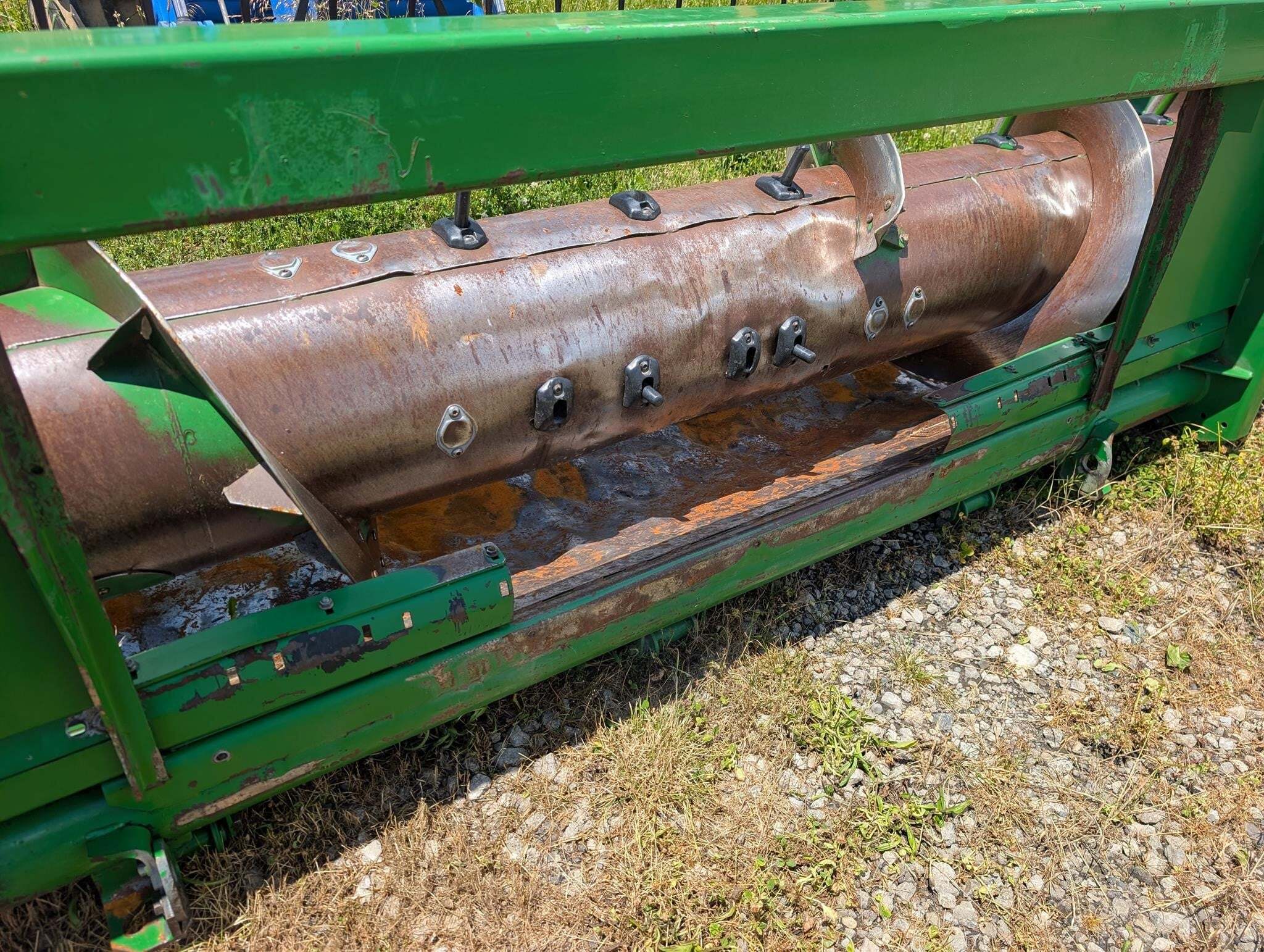 2004 John Deere 620F Platform