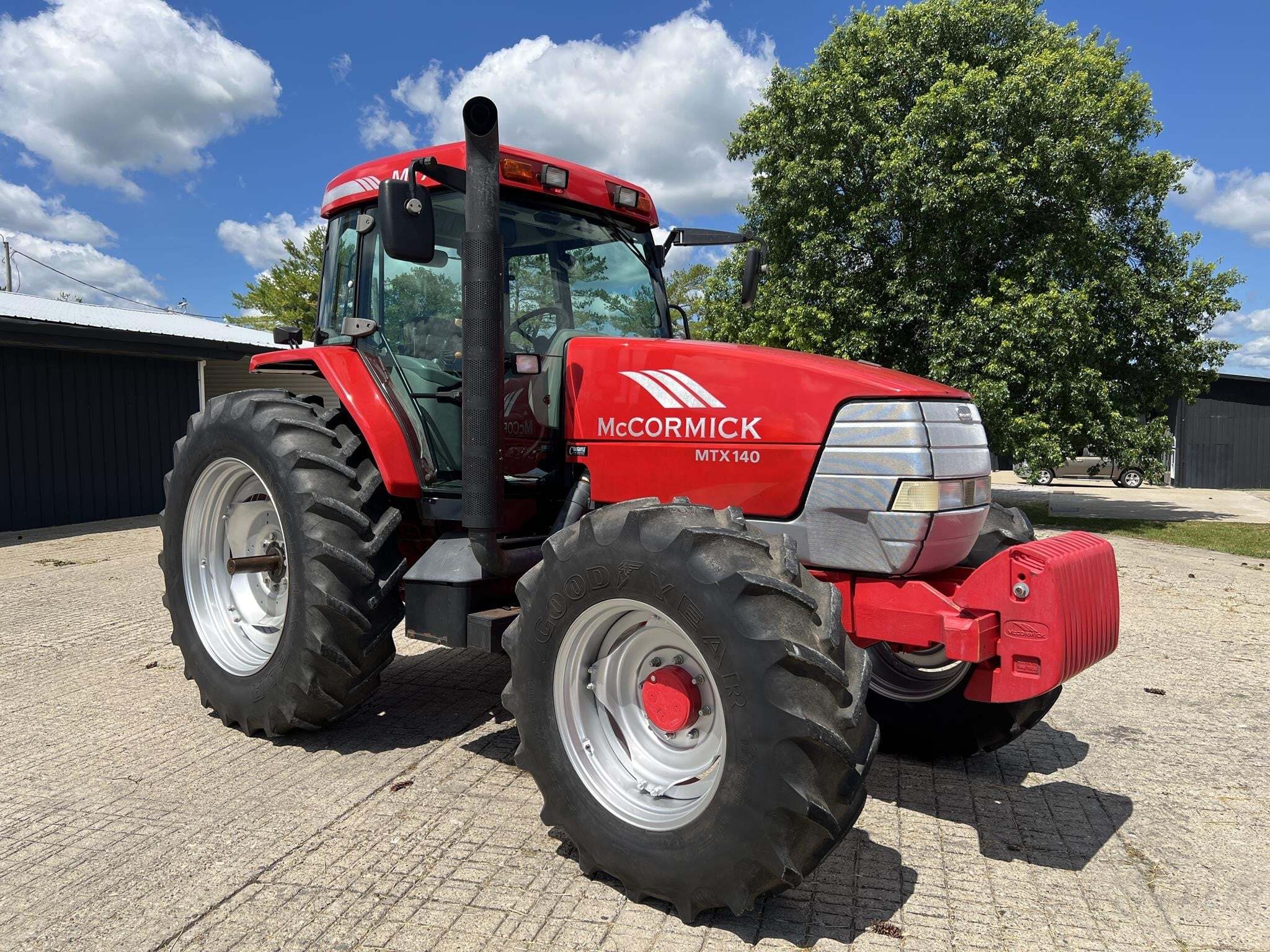 2002 McCormick MTX140 Tractor