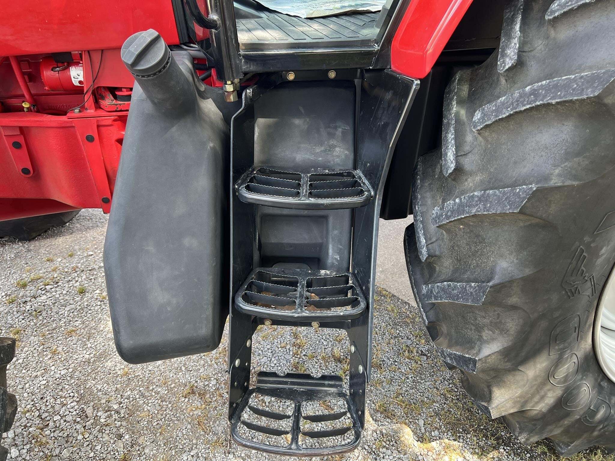 2002 McCormick MTX140 Tractor