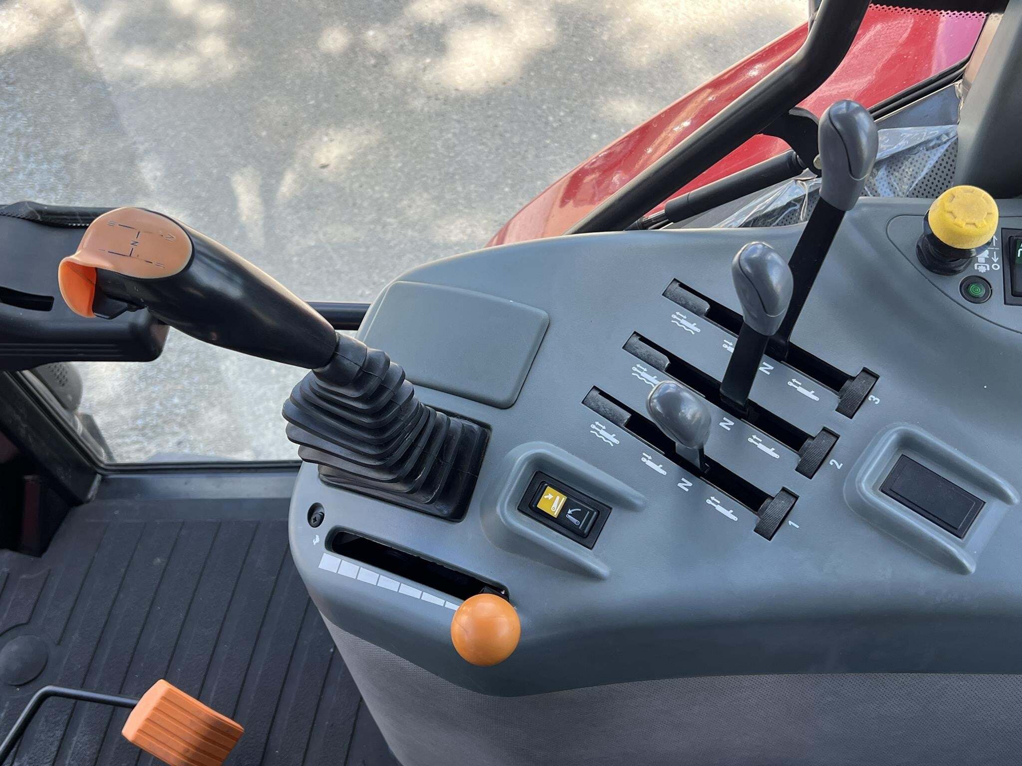 2002 McCormick MTX140 Tractor