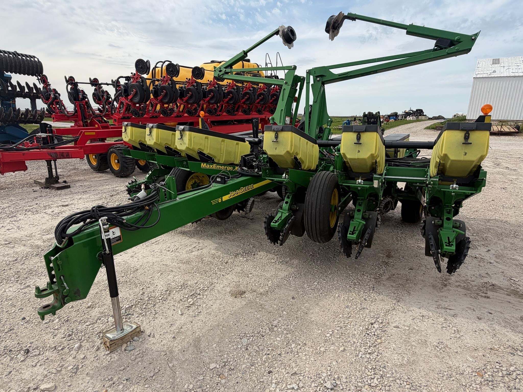 2005 John Deere 1760 Planter