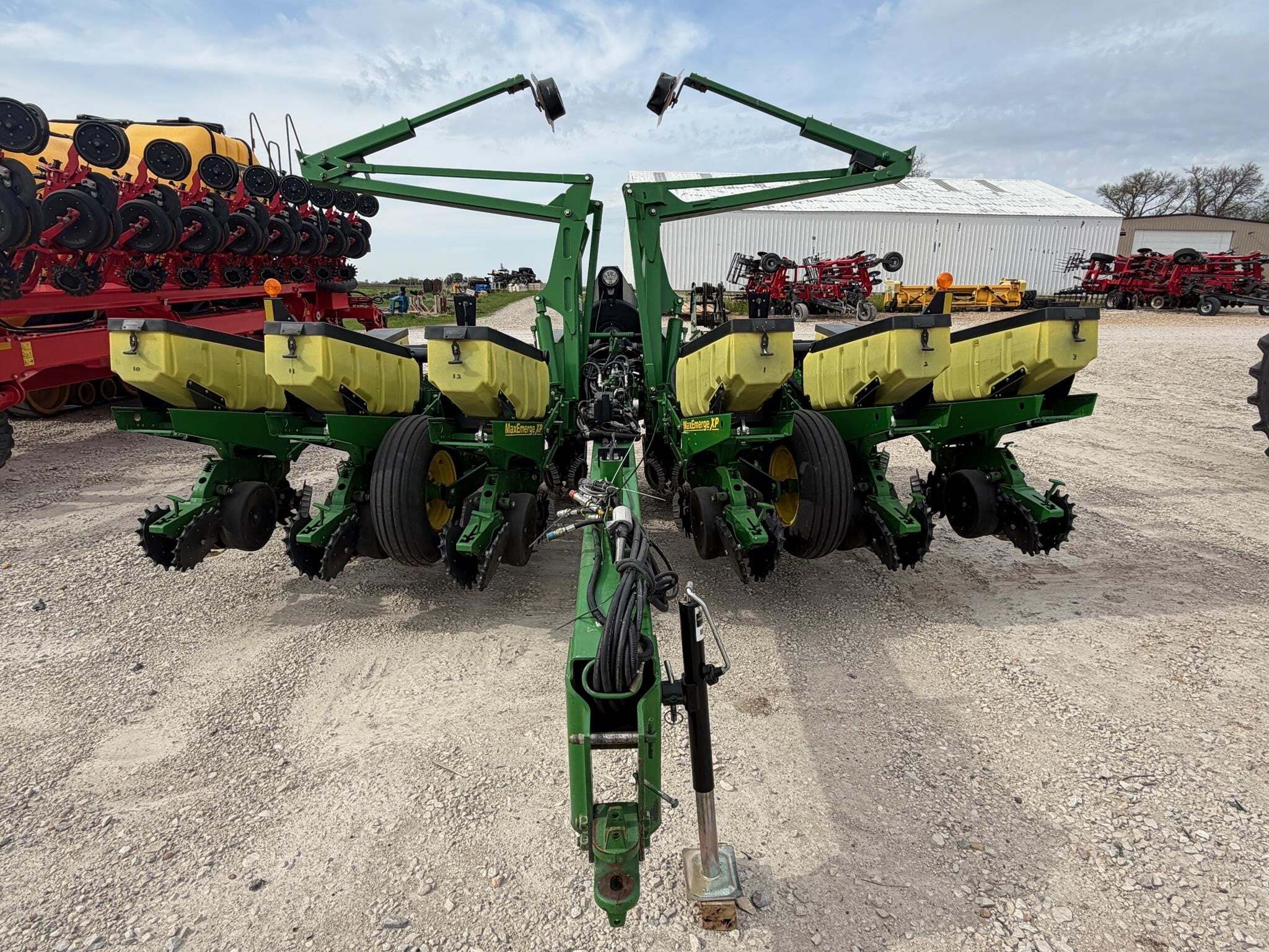 2005 John Deere 1760 Planter
