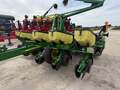 2005 John Deere 1760 Planter