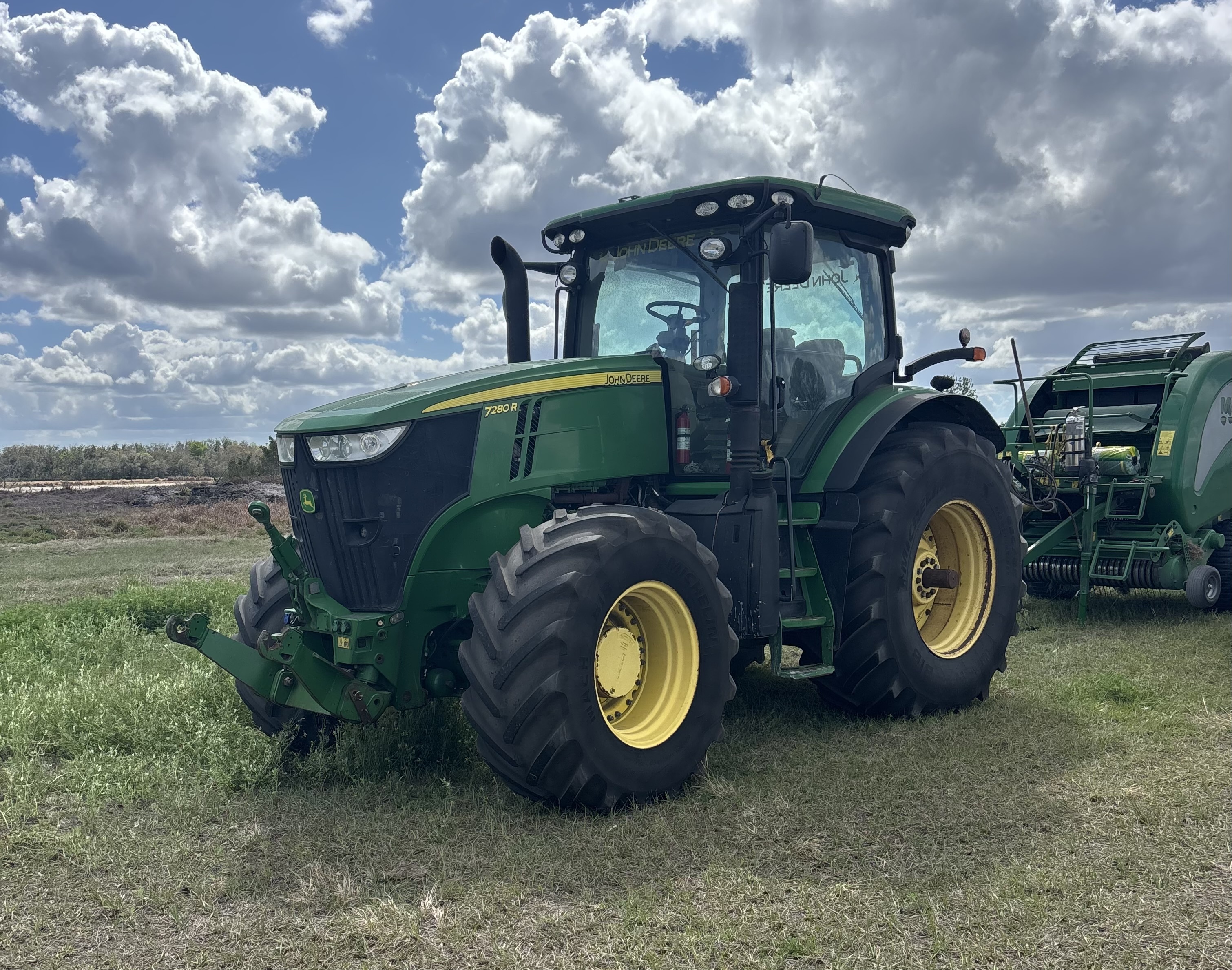  John Deere 7280R Tractor