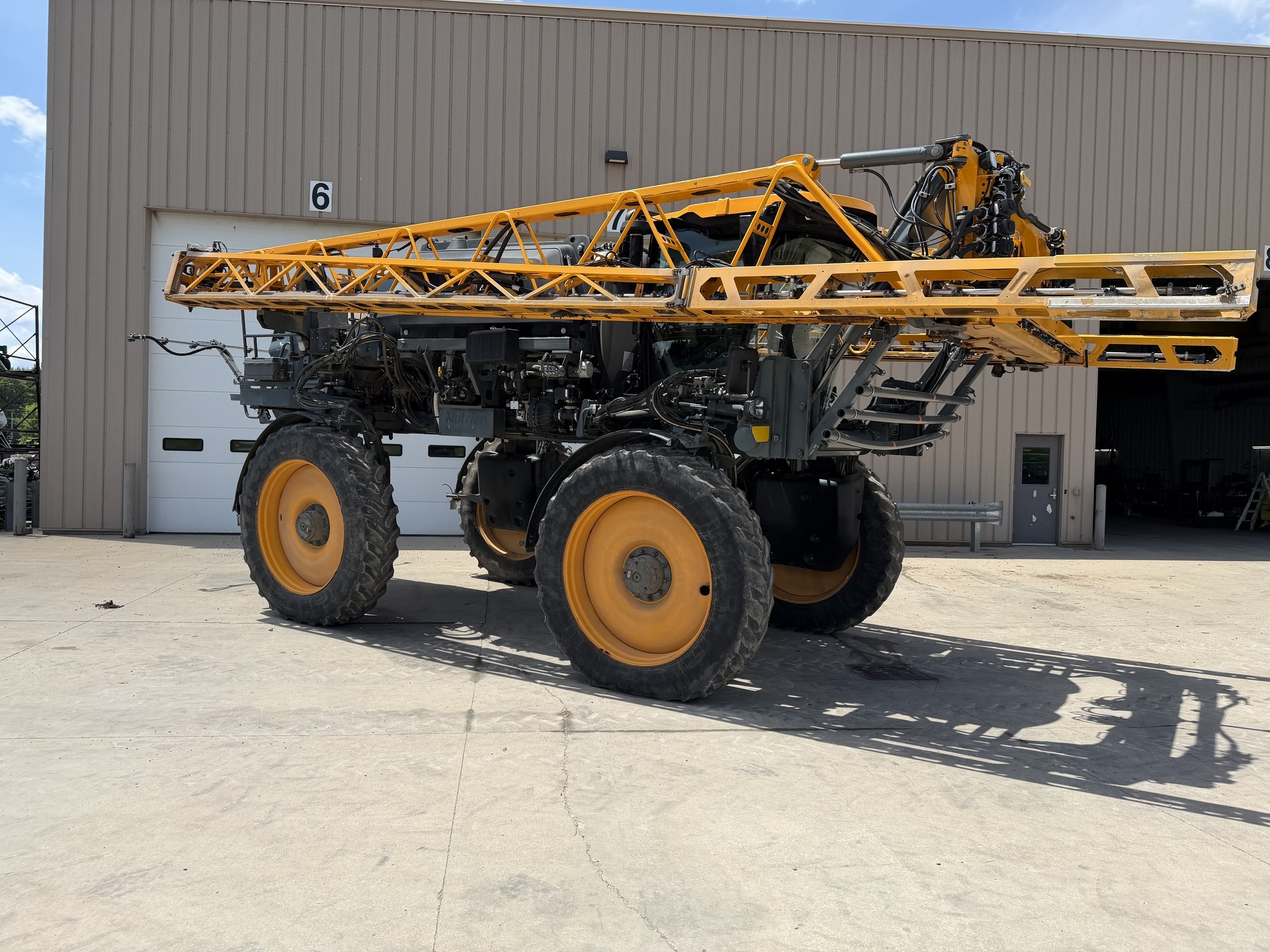 2023 Hagie STS12 Self-Propelled Sprayer