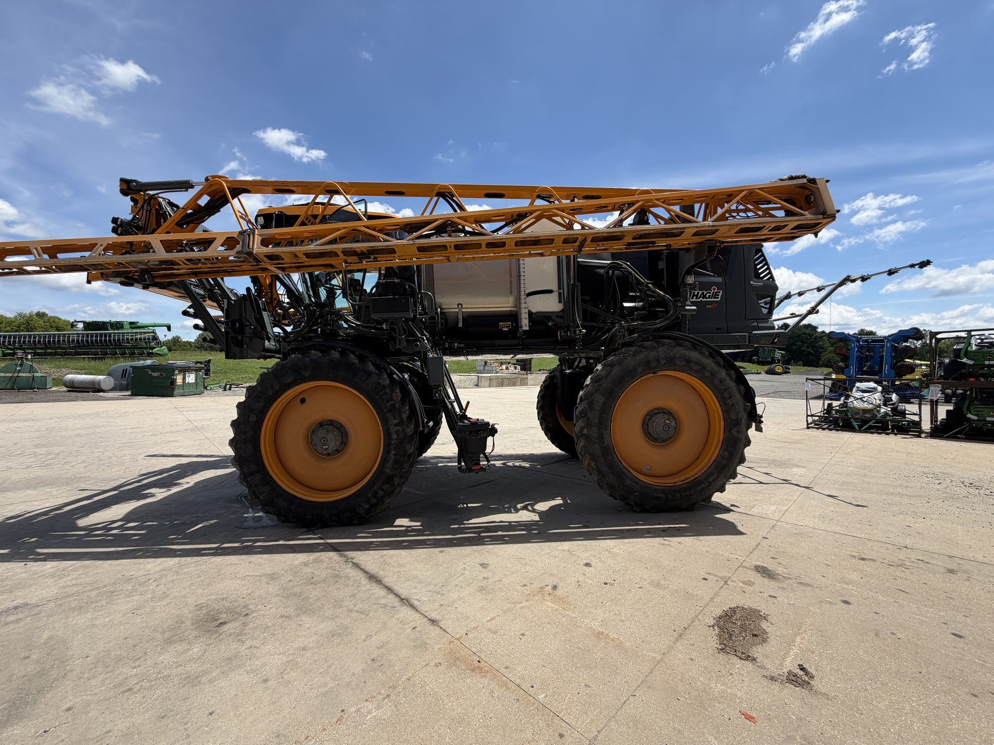 2023 Hagie STS12 Self-Propelled Sprayer