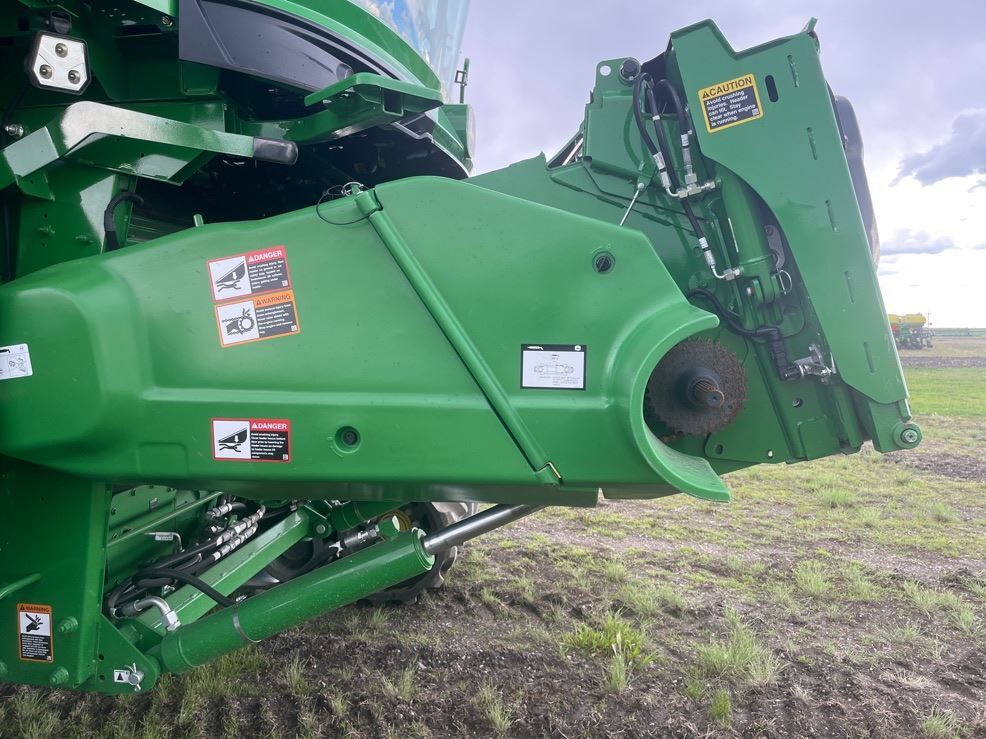 2025 John Deere S7 800 Combine