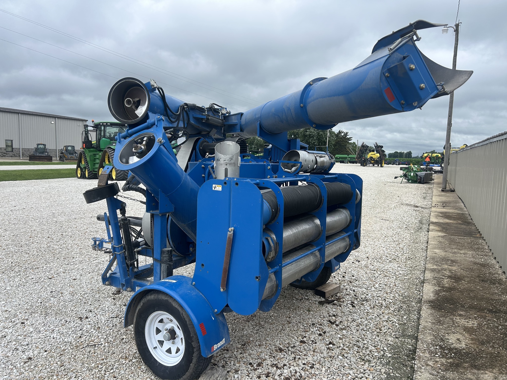 2017 Brandt 7500HP Grain Vac