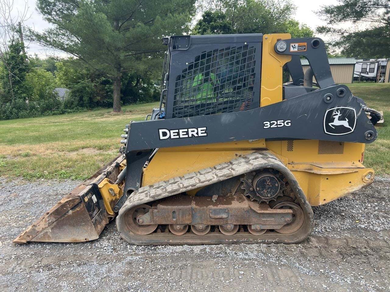 2022 Deere 325G Skid Steer