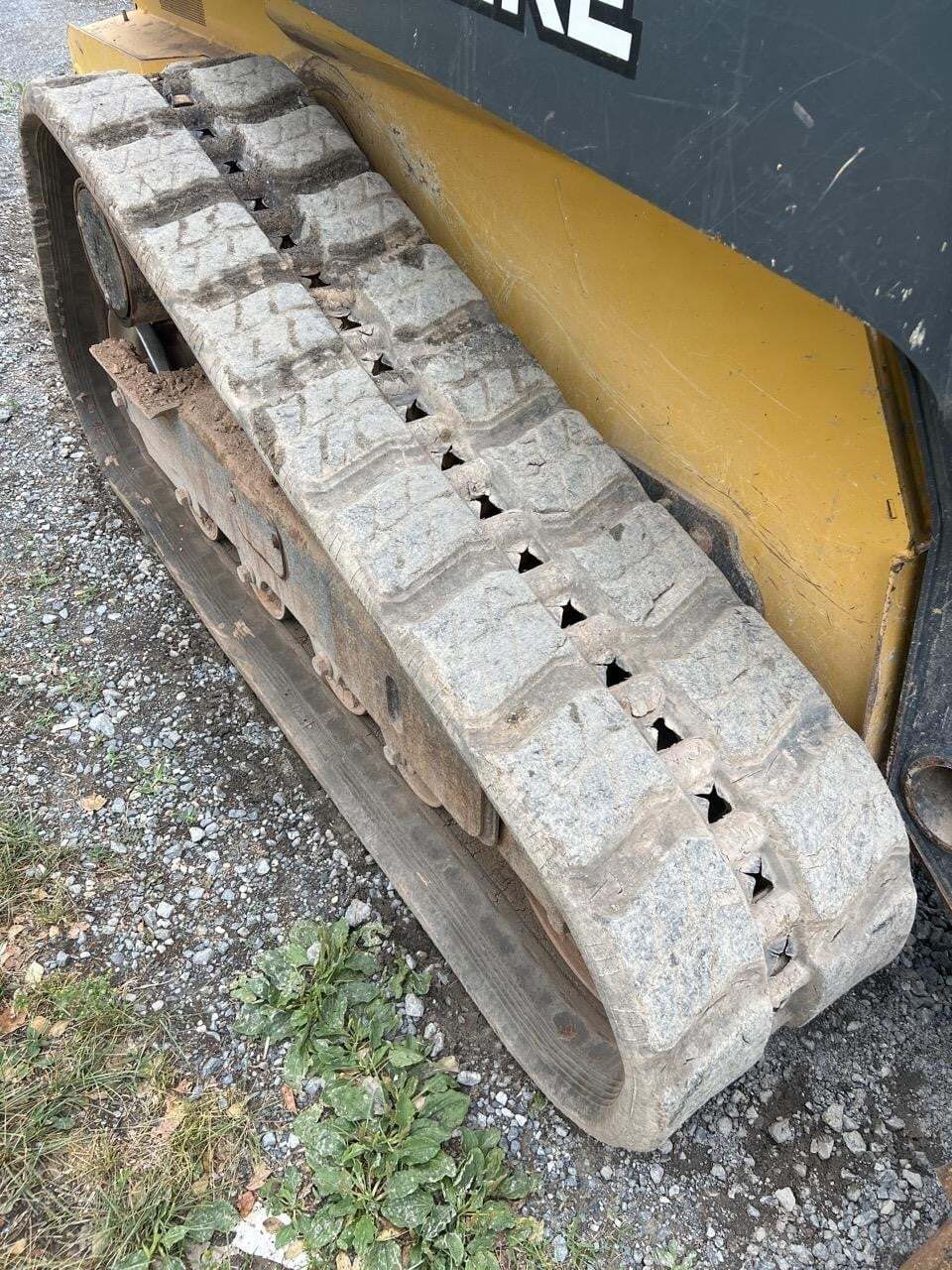 2022 Deere 325G Skid Steer