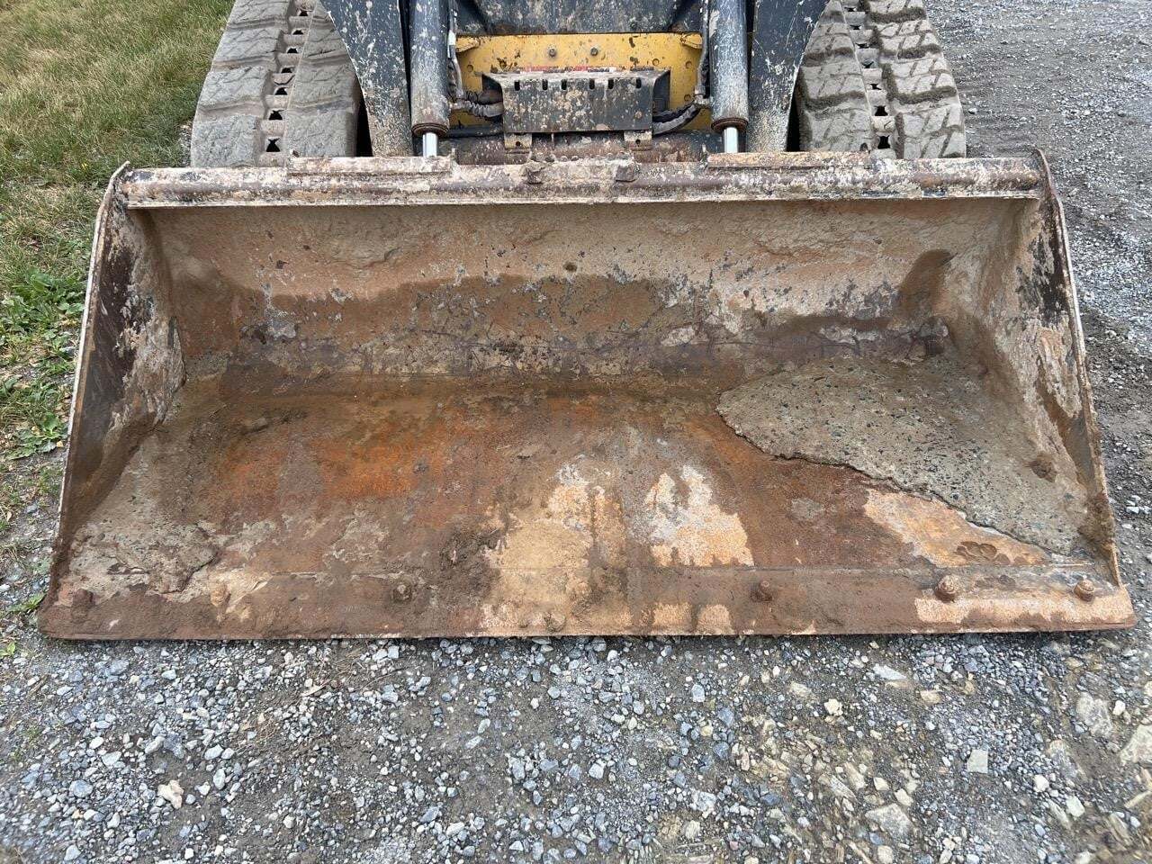2022 Deere 325G Skid Steer