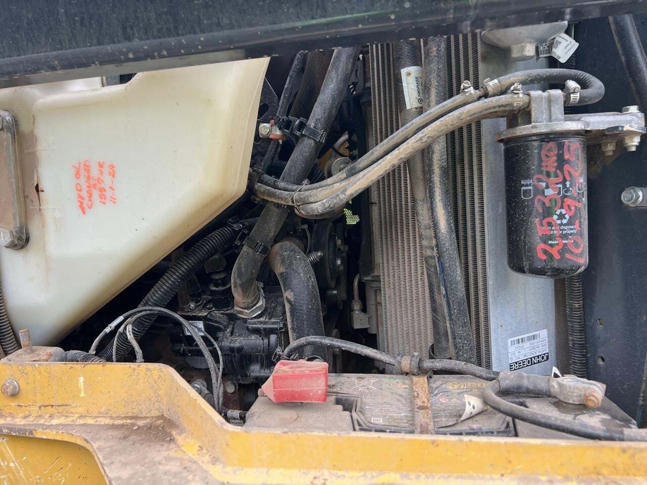 2022 Deere 325G Skid Steer
