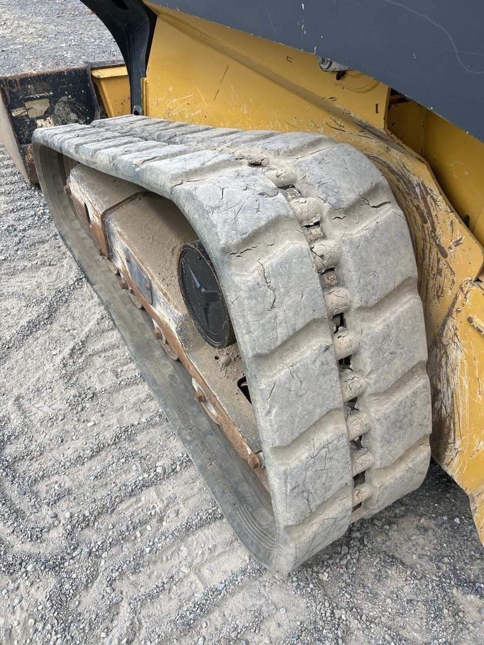 2022 Deere 325G Skid Steer