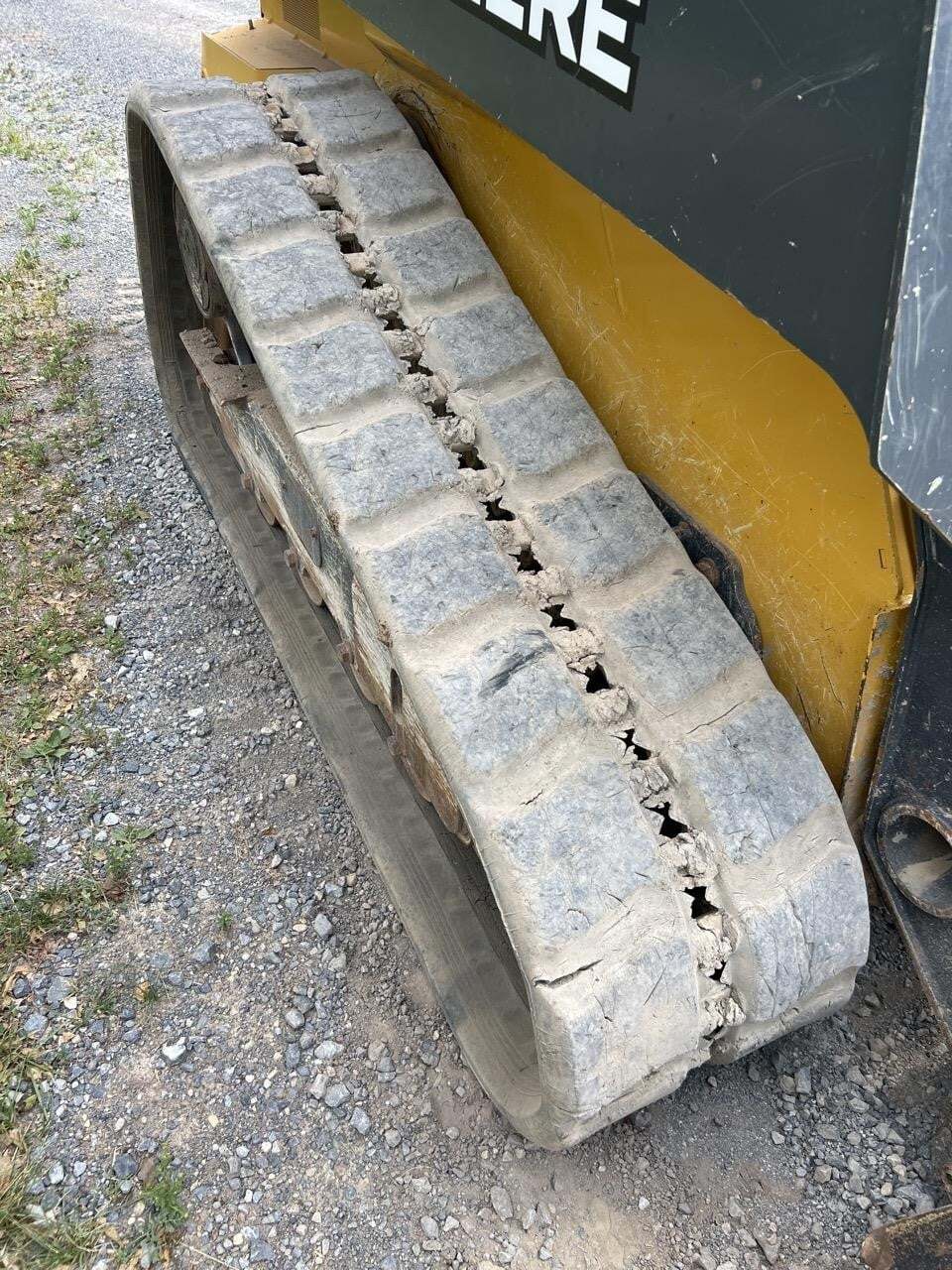 2022 Deere 325G Skid Steer