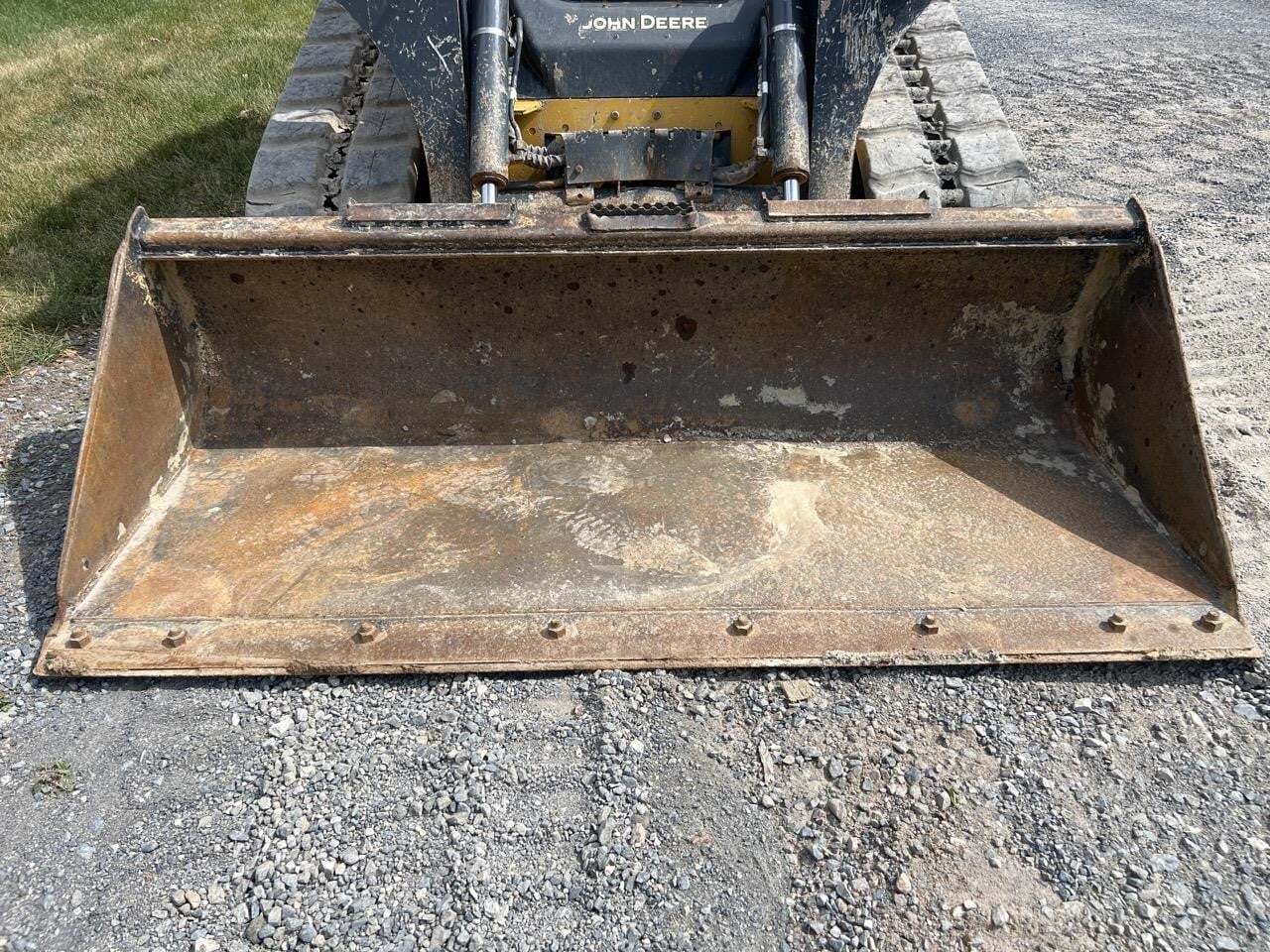 2022 Deere 325G Skid Steer