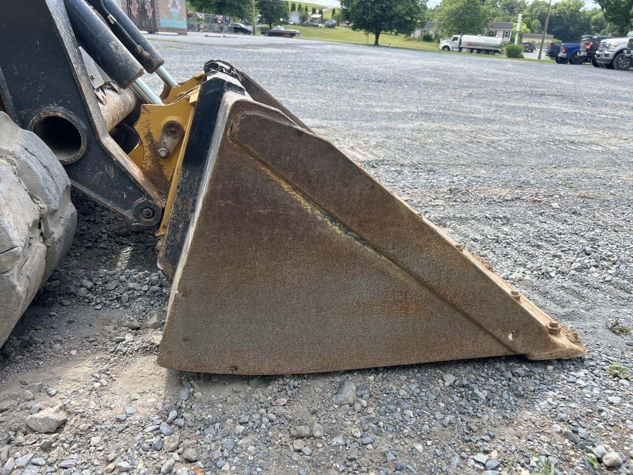 2022 Deere 325G Skid Steer
