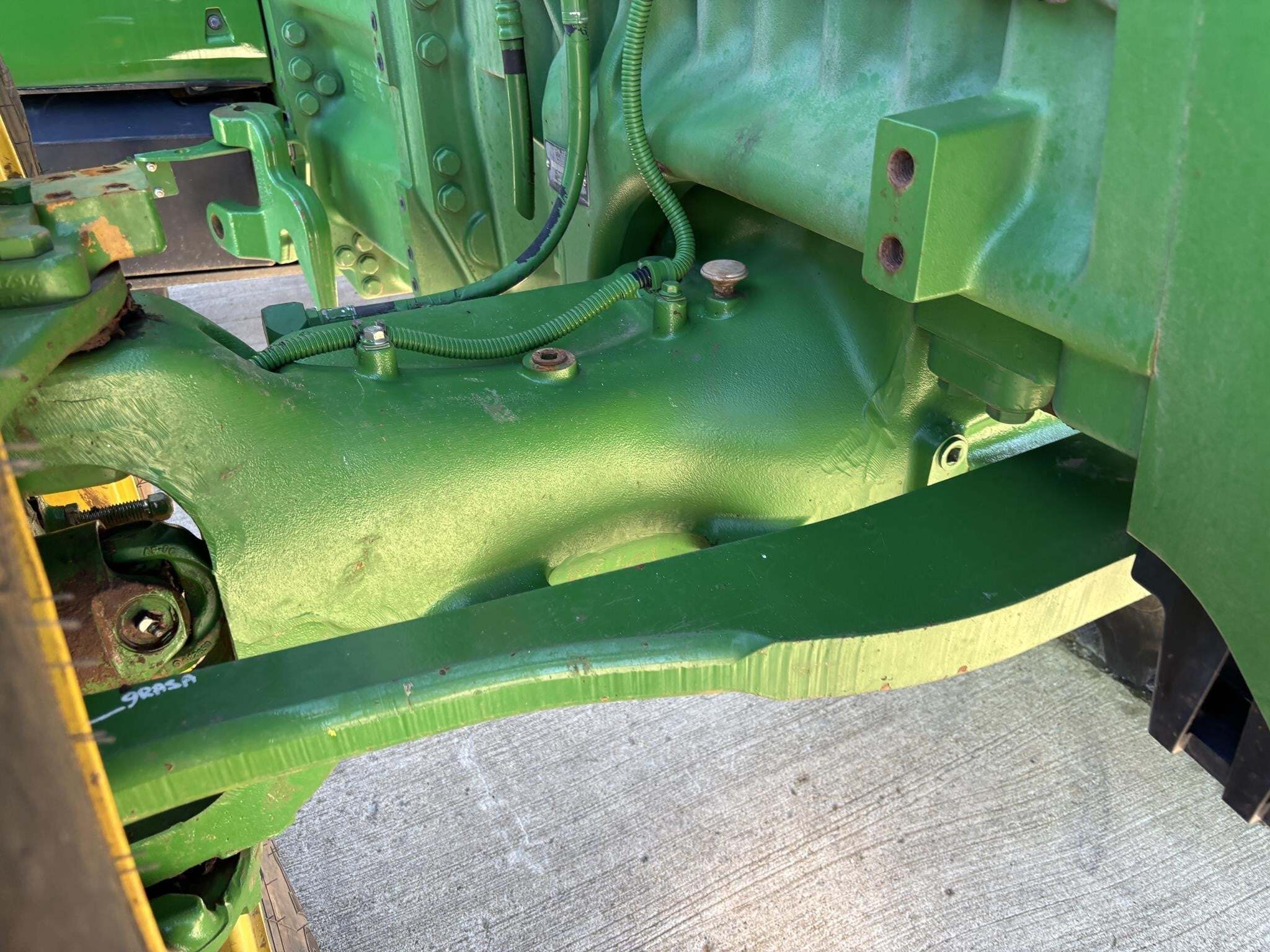 2022 John Deere 8R 340 Tractor