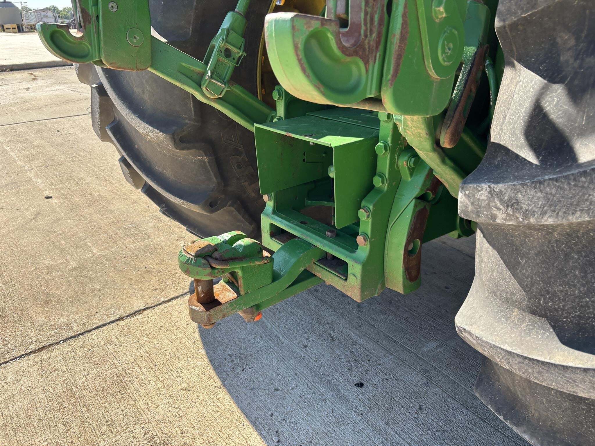 2022 John Deere 8R 340 Tractor