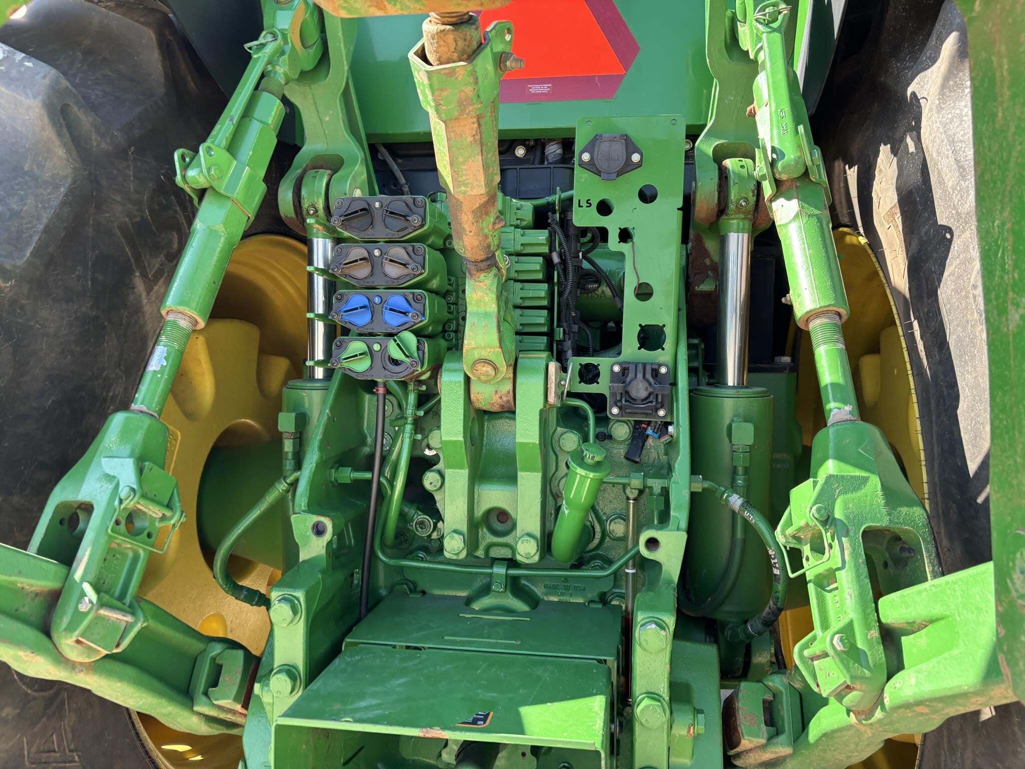 2022 John Deere 8R 340 Tractor