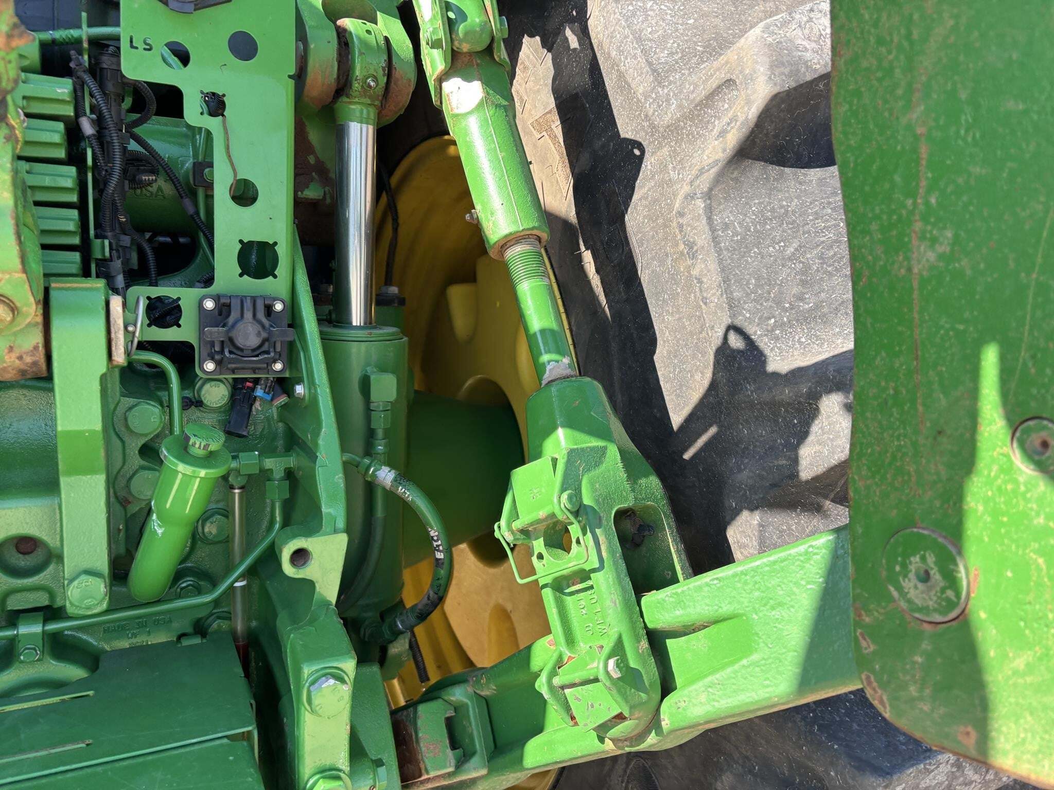 2022 John Deere 8R 340 Tractor